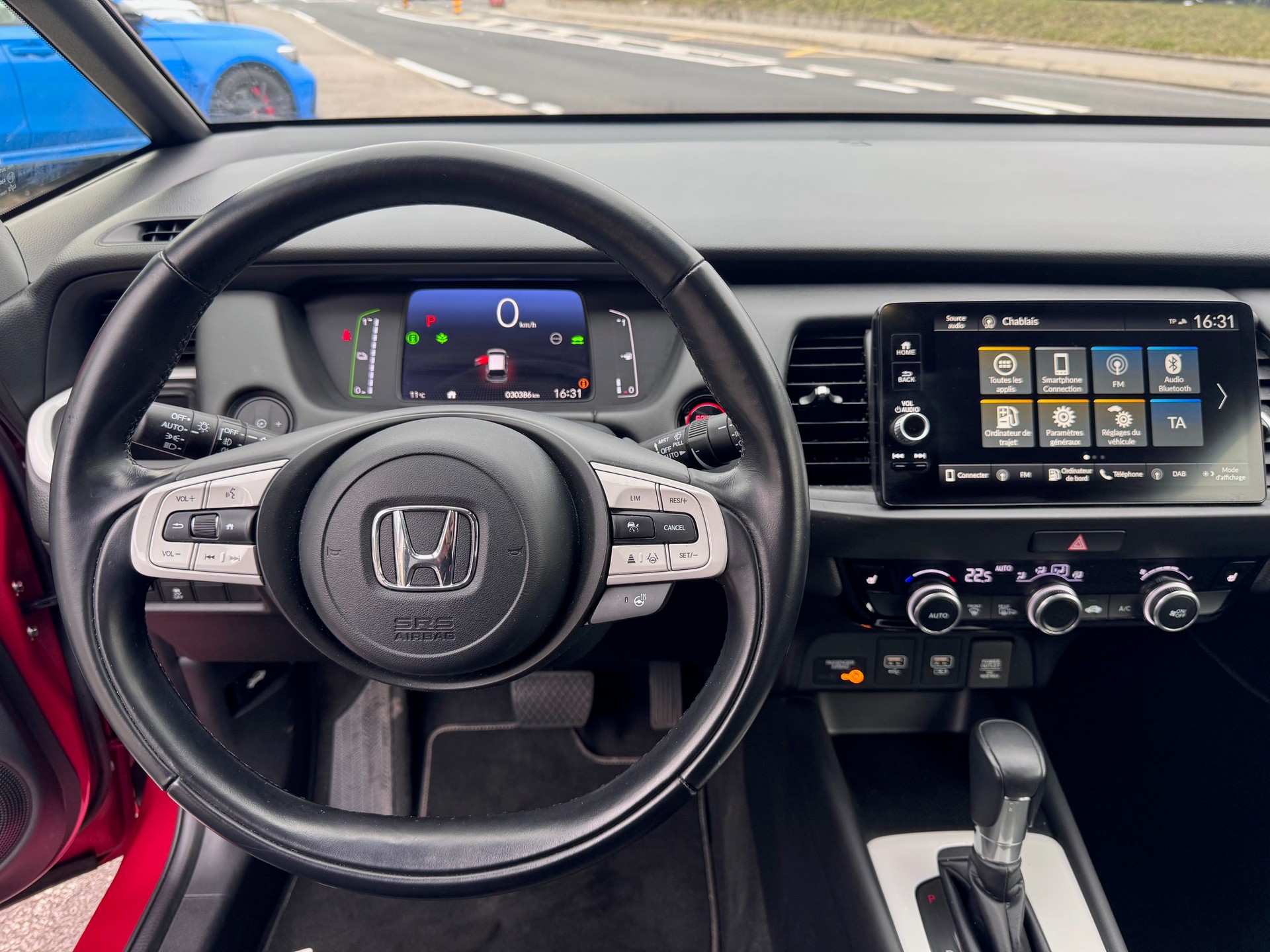 HONDA Jazz 1.5i-MMD Executive E-CVT-image-6