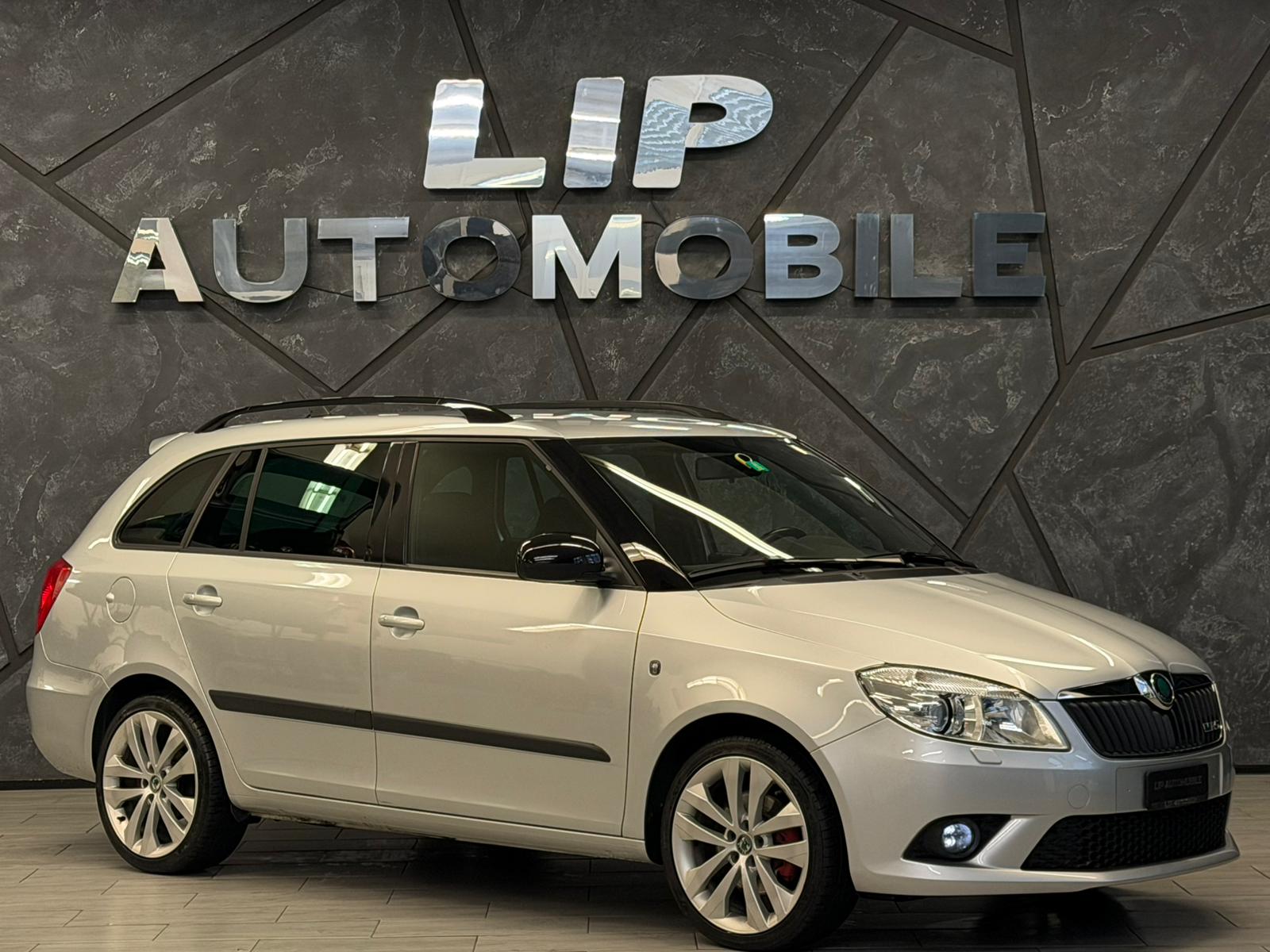 SKODA Fabia 1.4 TSI RS DSG-image-2