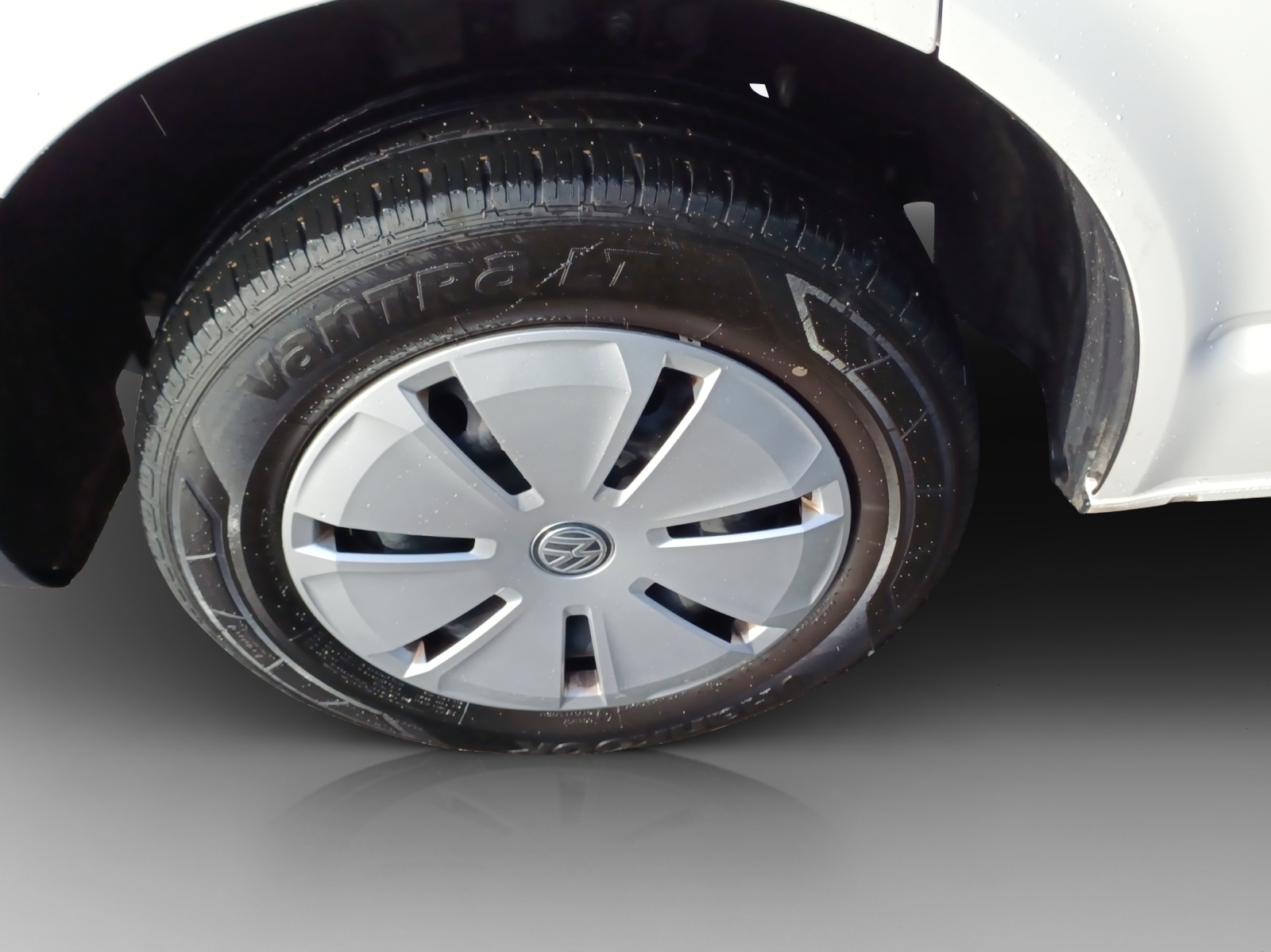 VW T6.1 2.0 TDI Entry-image-13