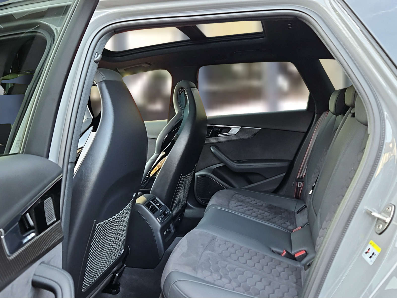 AUDI RS4 Avant quattro tiptronic RS COMPETITION PLUS Nardograu-image-9