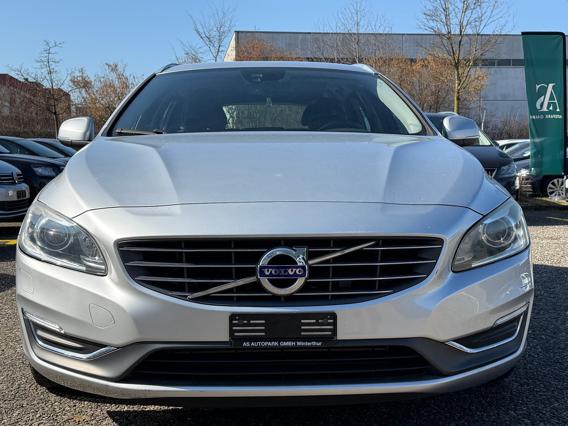 VOLVO V60 D4 OceanRace Geartronic-image-1
