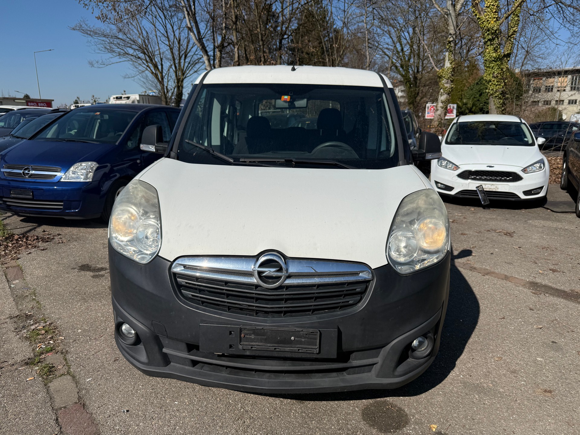 OPEL Combo 1.6 CDTI ecoFLEX Easytronic 2.4 L1H1-image-1