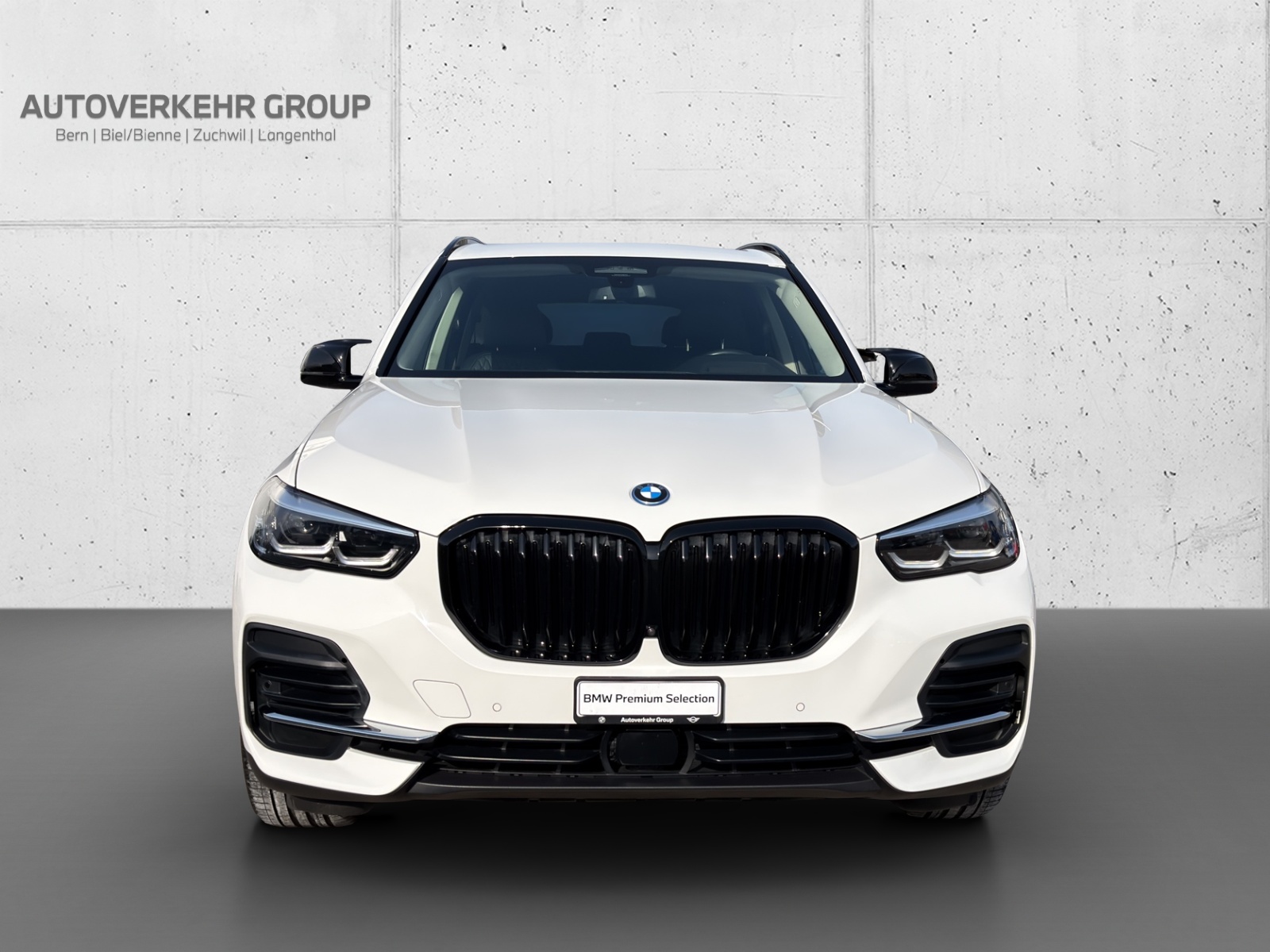 BMW X5 xDrive45e-image-8