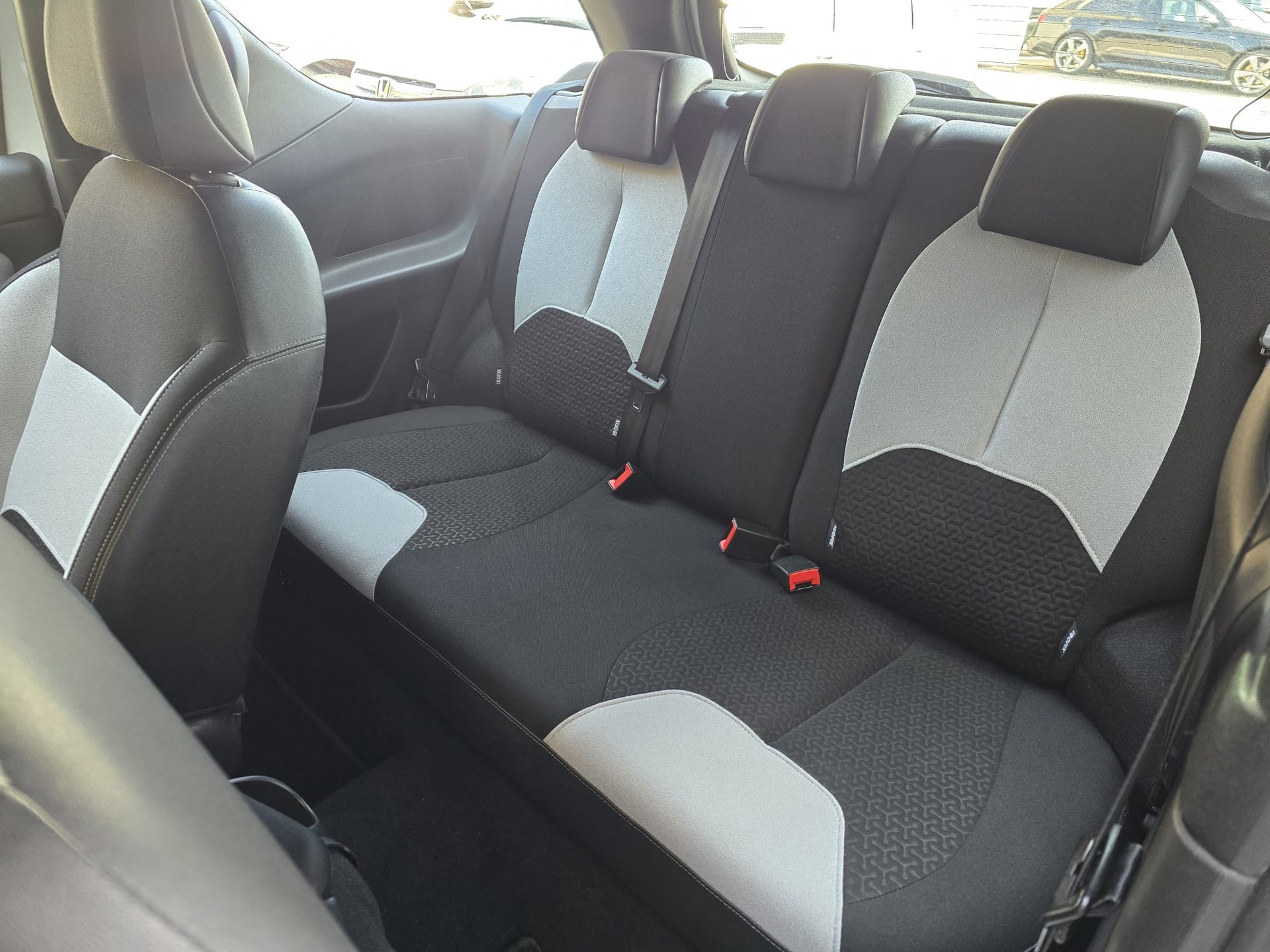 DS AUTOMOBILES DS3 1.2 VTi Chic-image-14