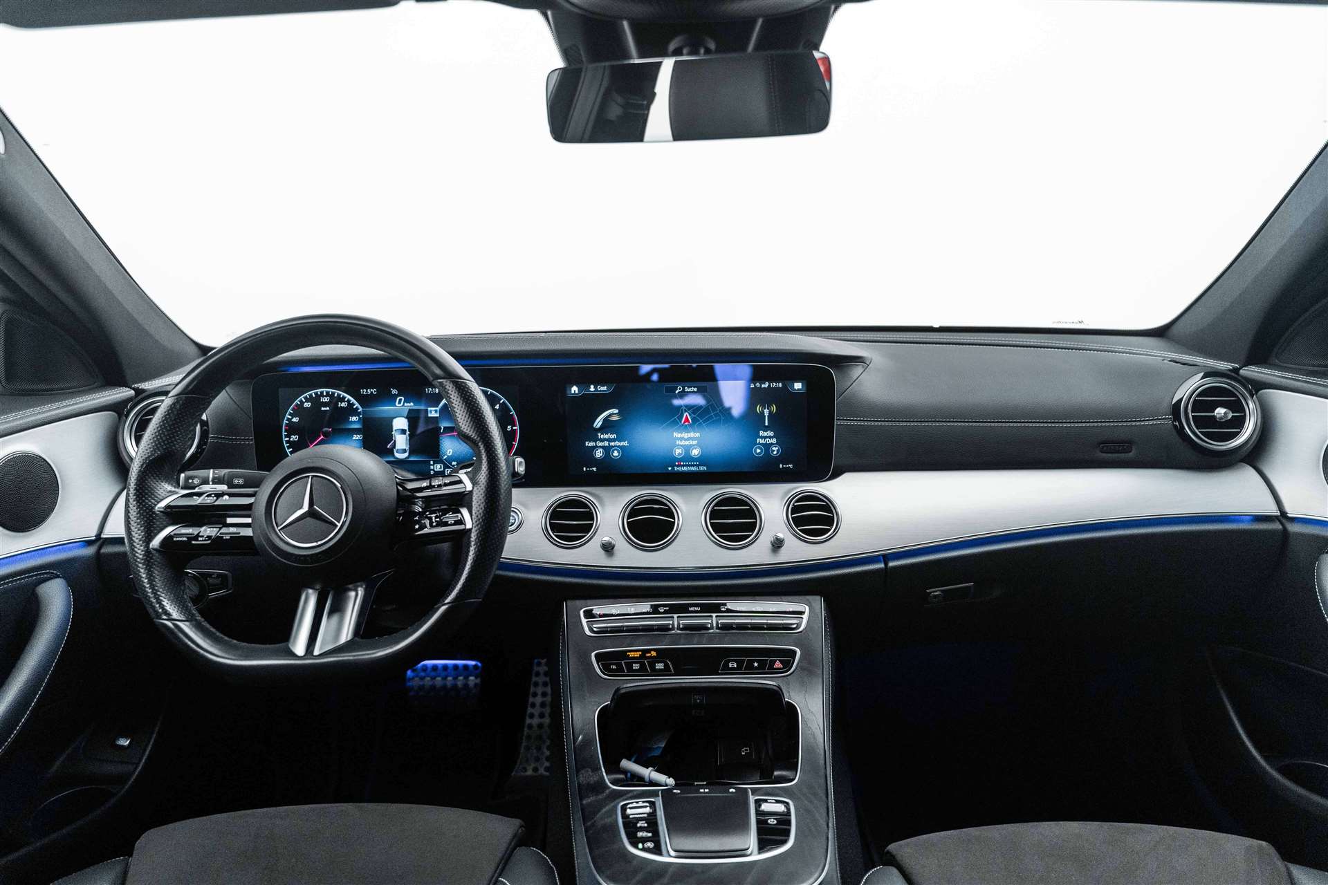 MERCEDES-BENZ MERCEDES-BENZ E 200 d FACELIFT! AMG Line 9G-Tronic-image-9