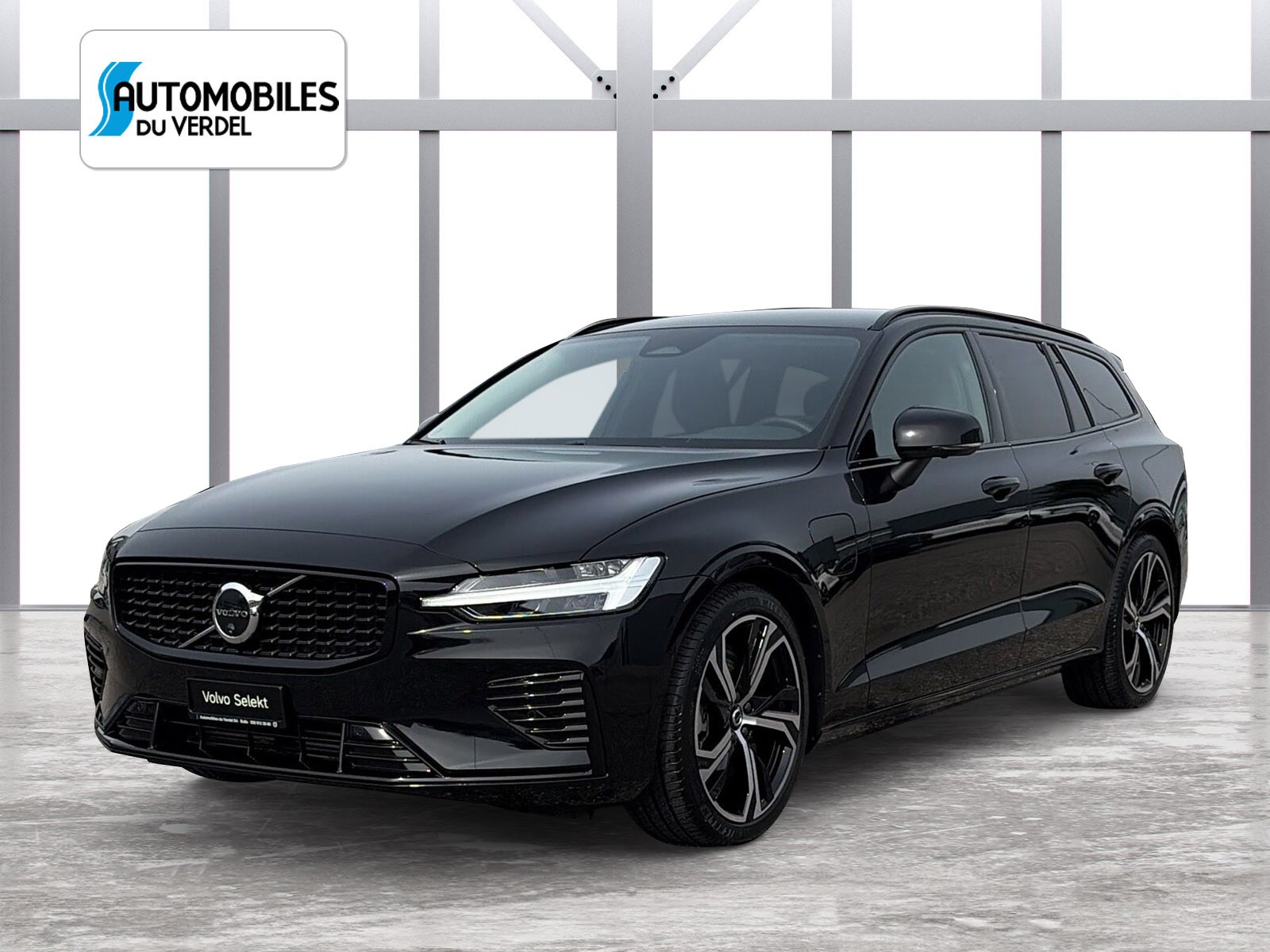 VOLVO V60 2.0 T6 TE Plus Dark eAWD-image-0
