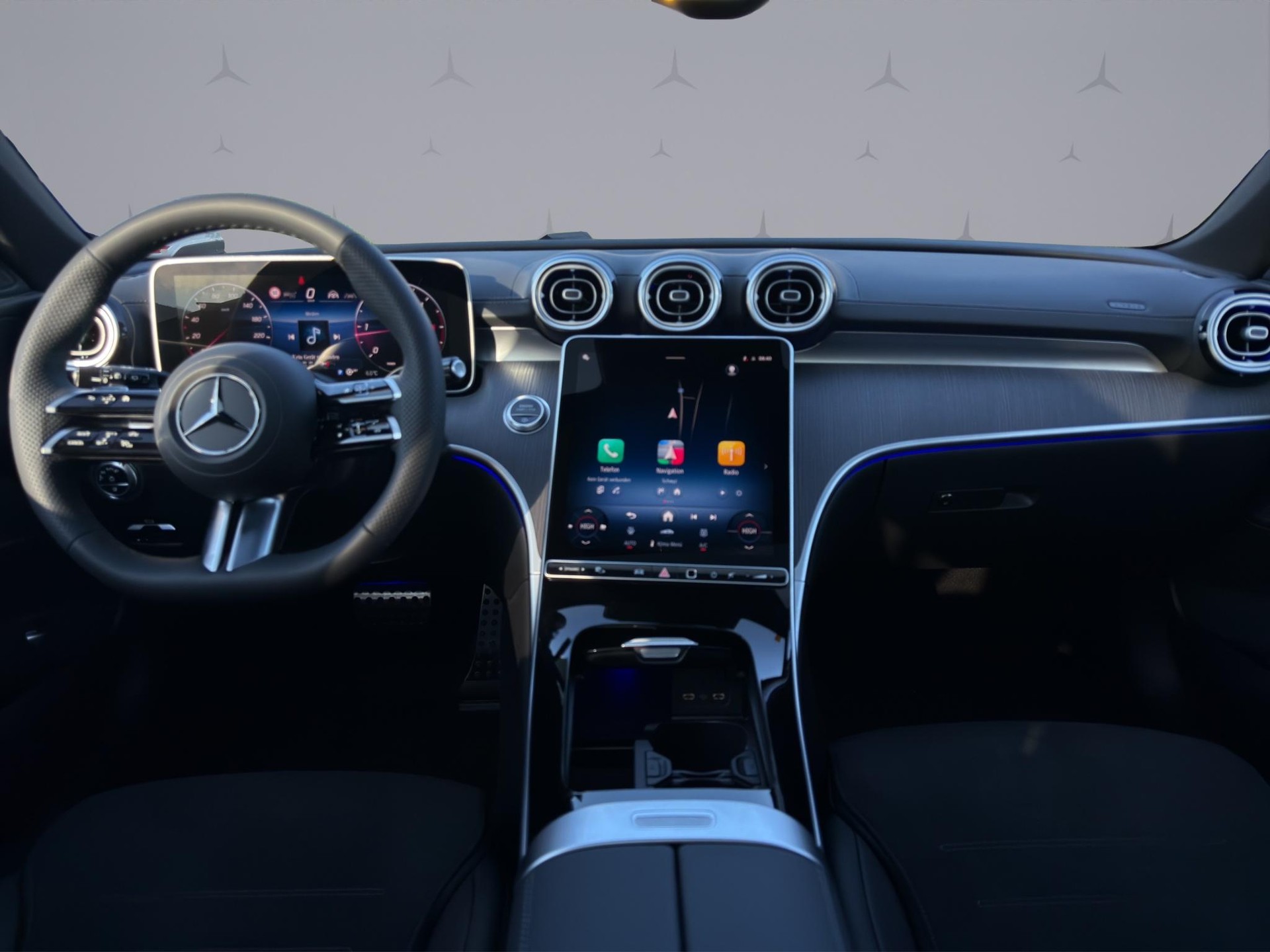 MERCEDES-BENZ C 220 d Swiss Star AMG Line 4matic Kombi-image-12