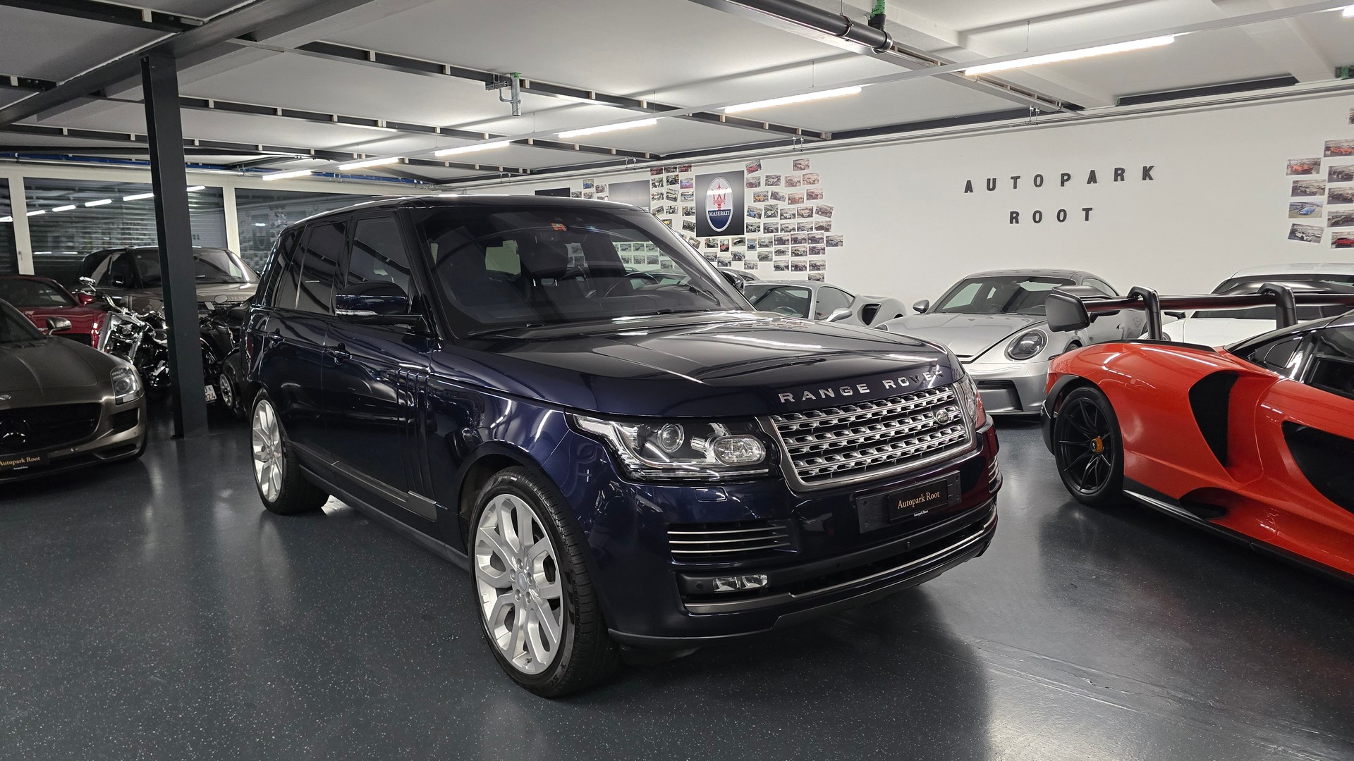LAND ROVER Range Rover 3.0 TDV6 HSE Automatic-image-1