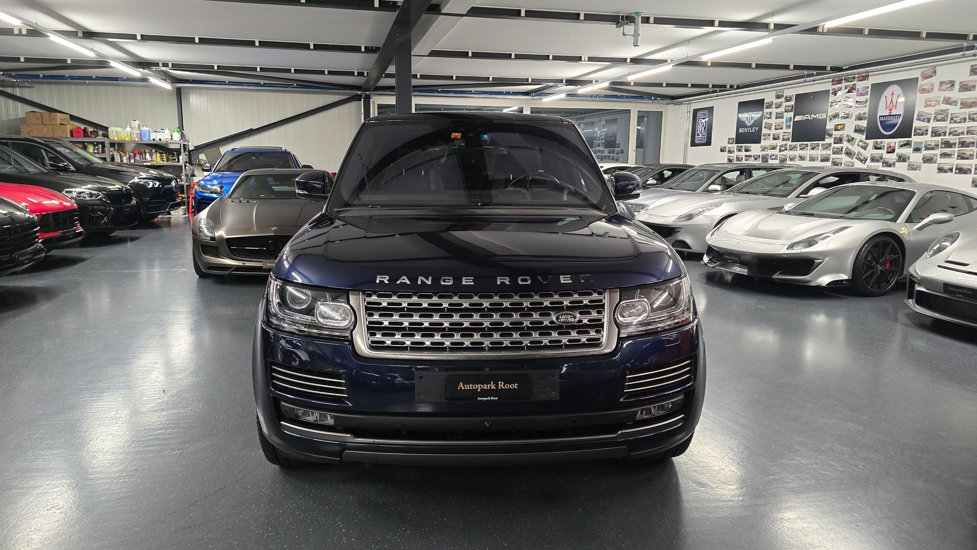 LAND ROVER Range Rover 3.0 TDV6 HSE Automatic-image-2