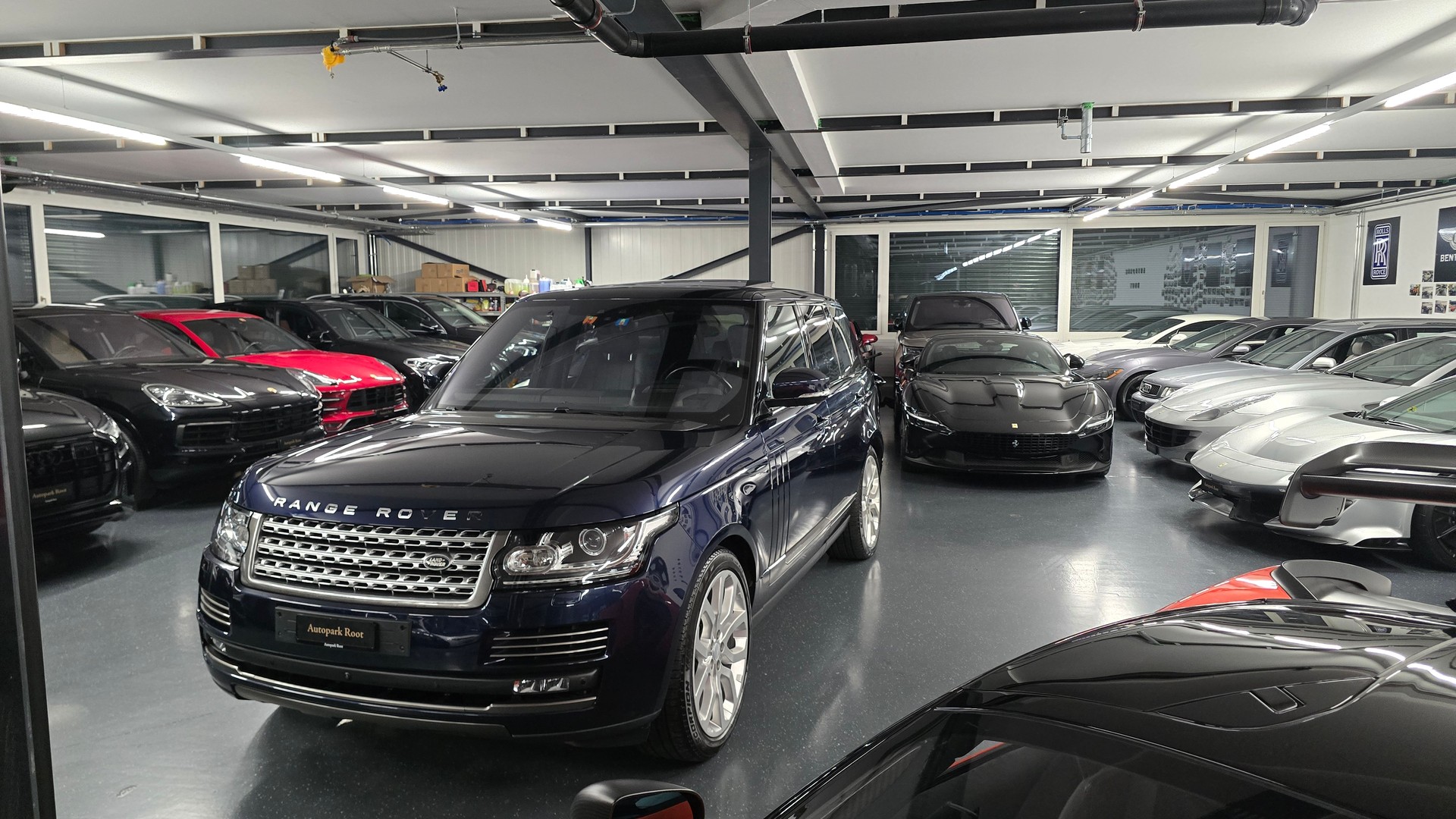 LAND ROVER Range Rover 3.0 TDV6 HSE Automatic-image-12