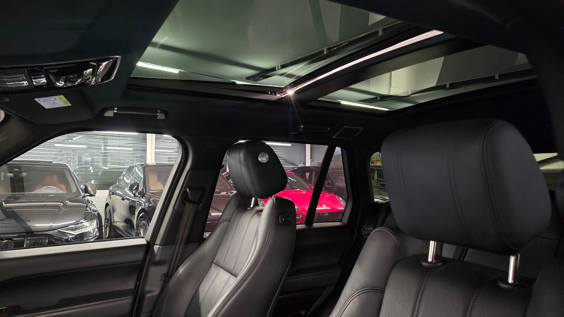 LAND ROVER Range Rover 3.0 TDV6 HSE Automatic-image-16