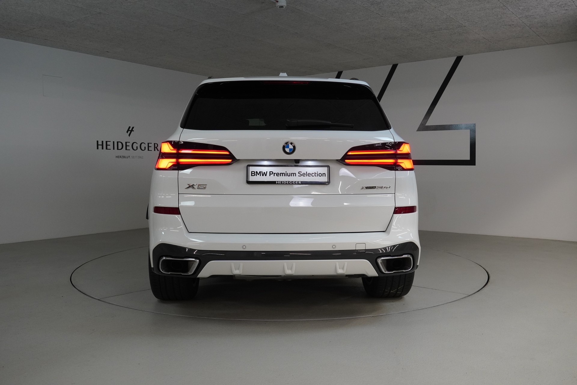 BMW X5 xDrive 48V 30d M Sport Steptronic-image-5
