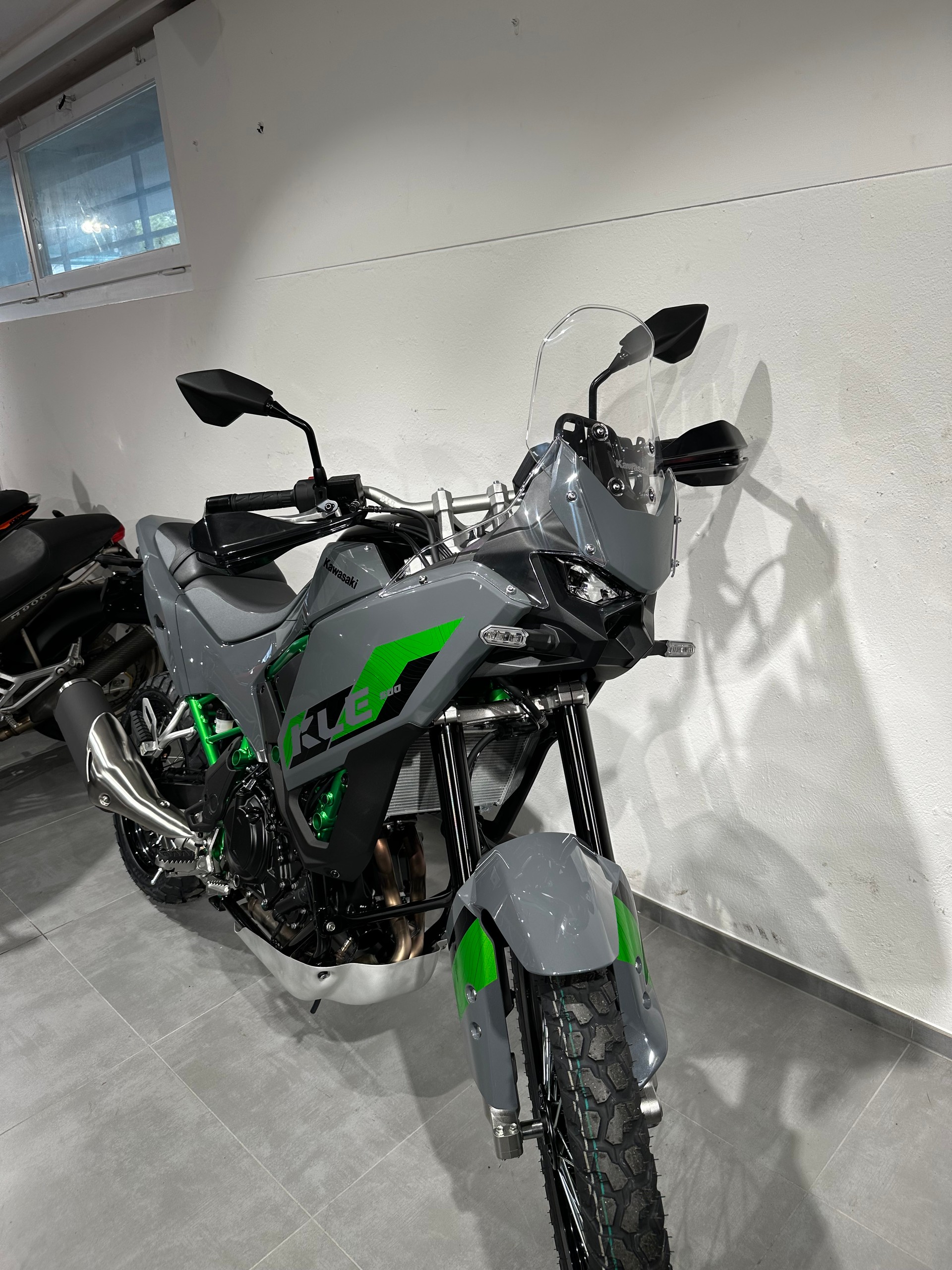 KAWASAKI KLE 500 SE-showroom-element-1