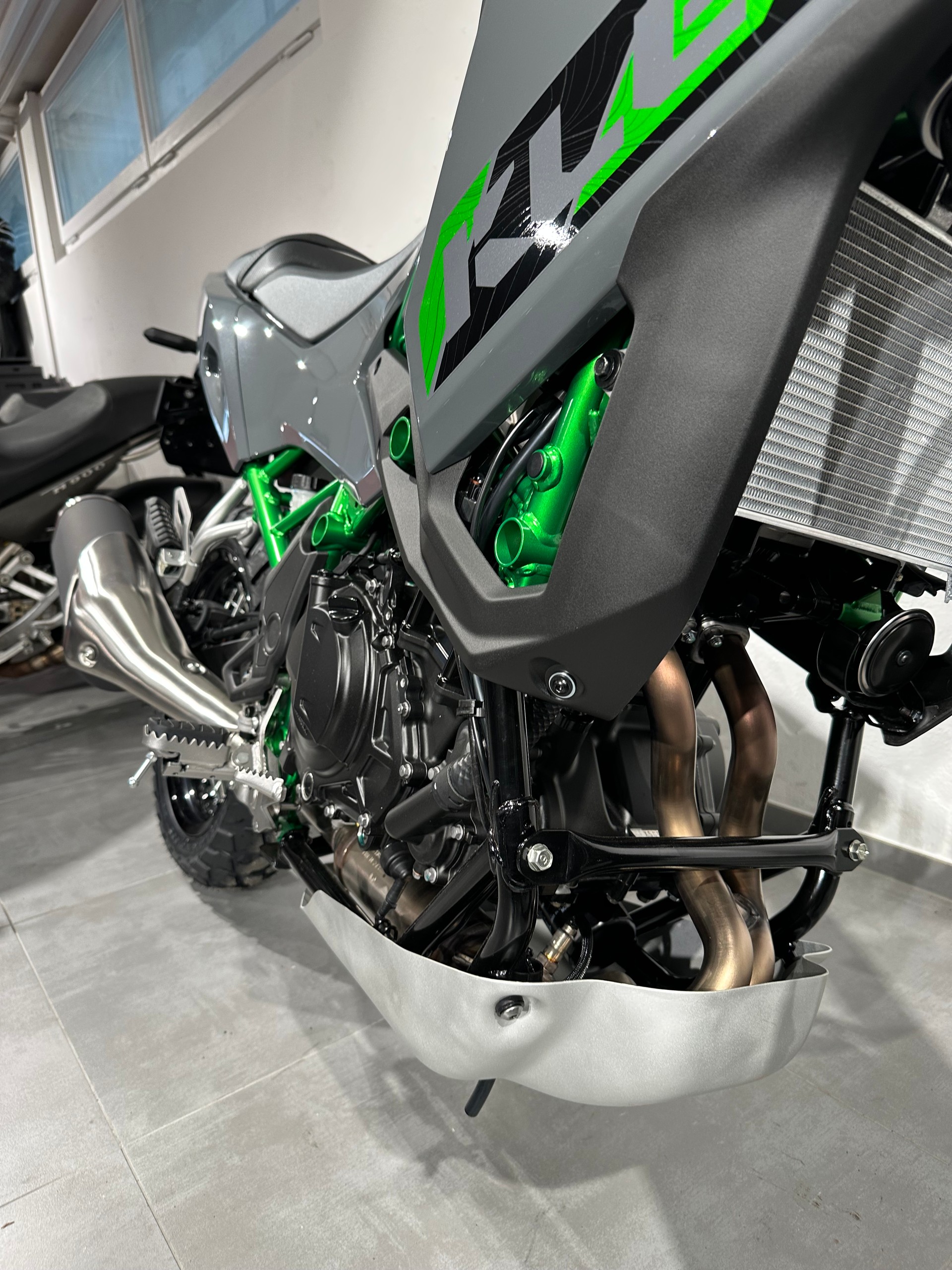 KAWASAKI KLE 500 SE-image-11