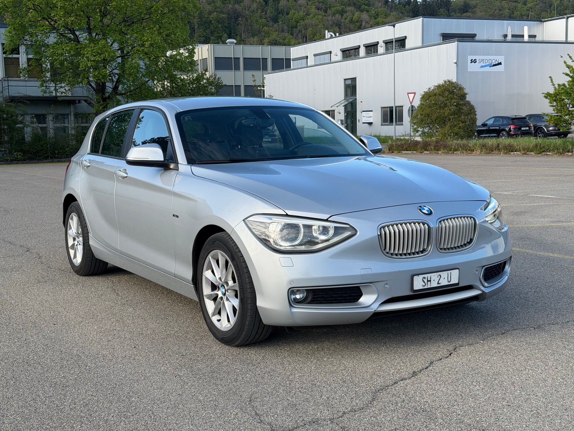 BMW 118d Urban Line Steptronic-image-2