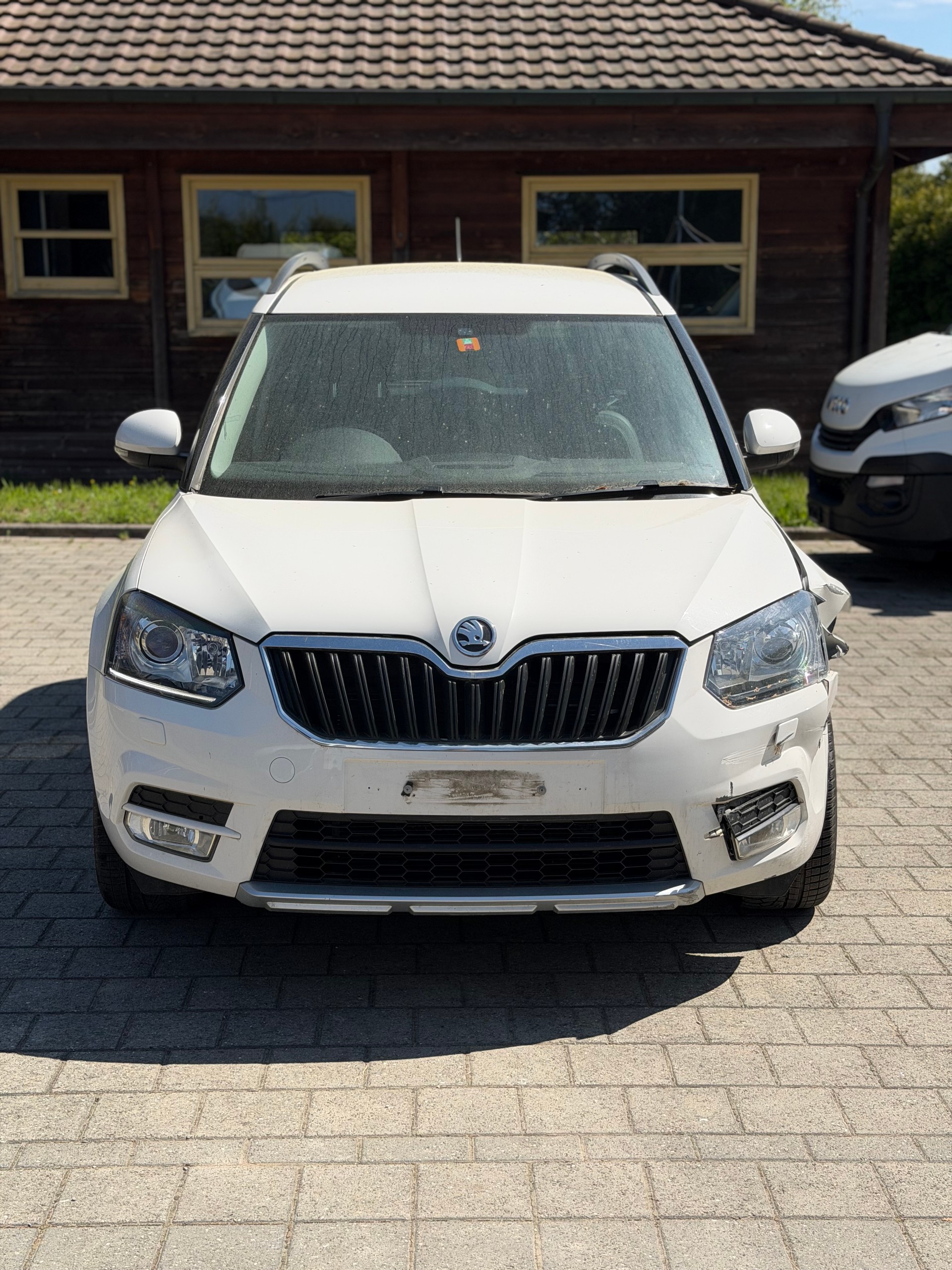 SKODA Yeti 1.2 TSI Active DSG-image-1