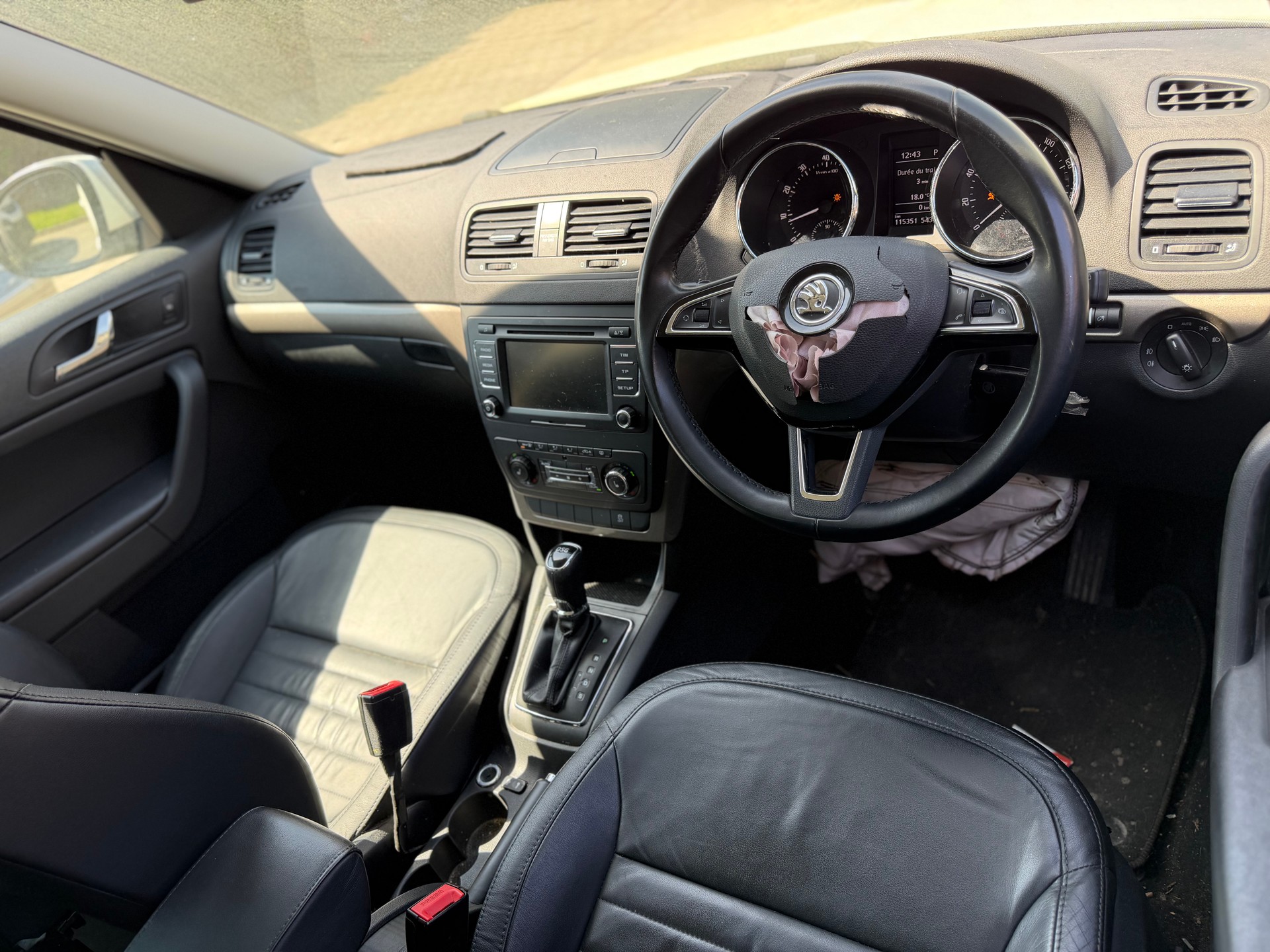 SKODA Yeti 1.2 TSI Active DSG-image-8