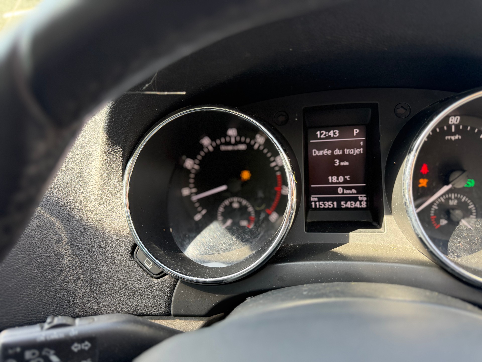 SKODA Yeti 1.2 TSI Active DSG-image-9