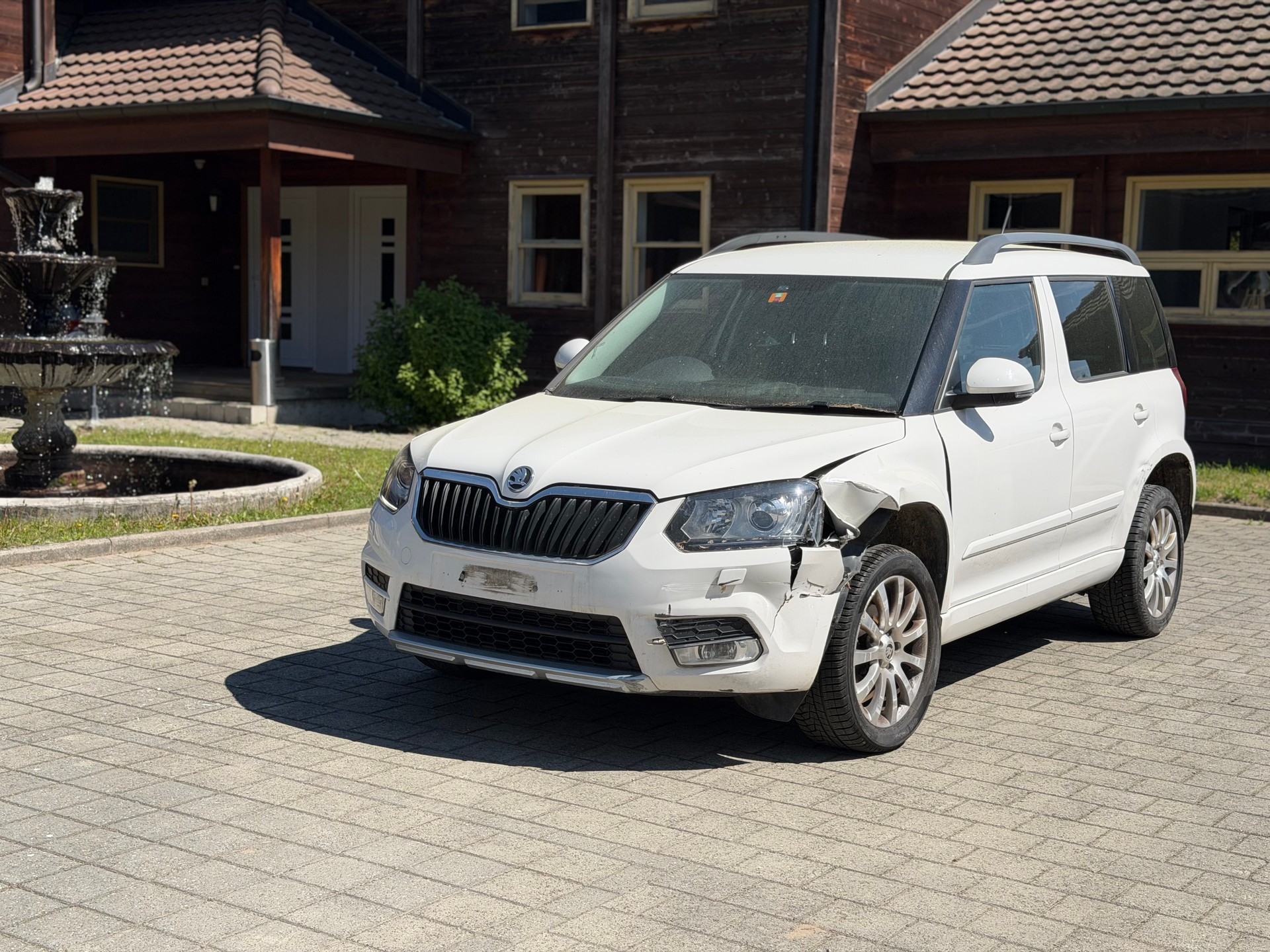 SKODA Yeti 1.2 TSI Active DSG-image-0
