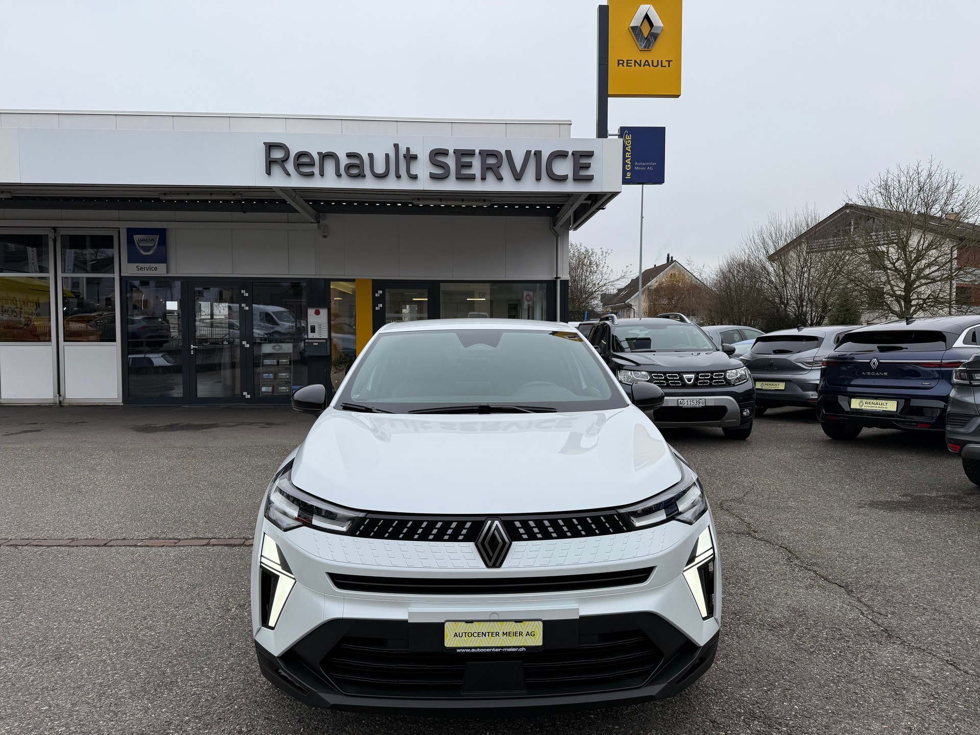 RENAULT Captur 1.3 TCe Techno-image-0
