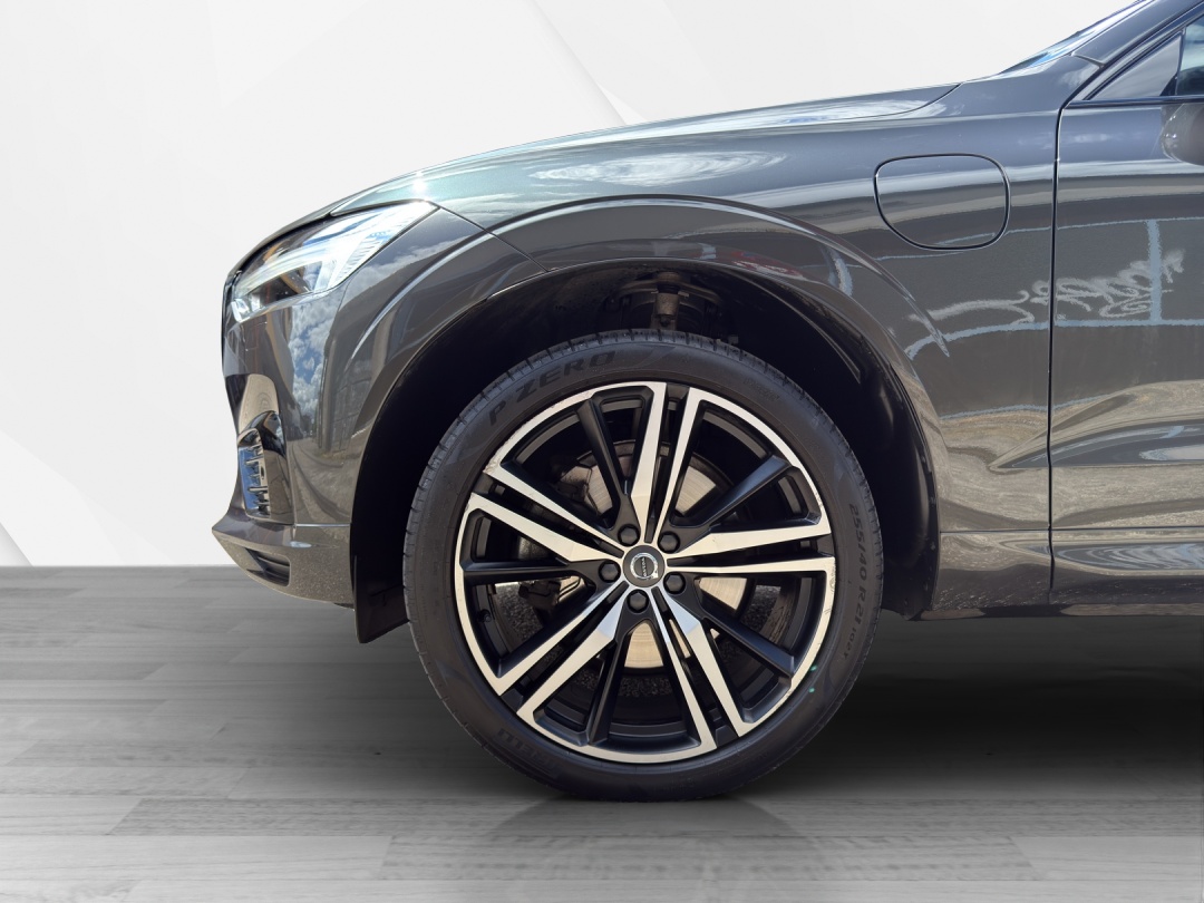 VOLVO XC60 T8 eAWD R-Design Geartronic-image-16