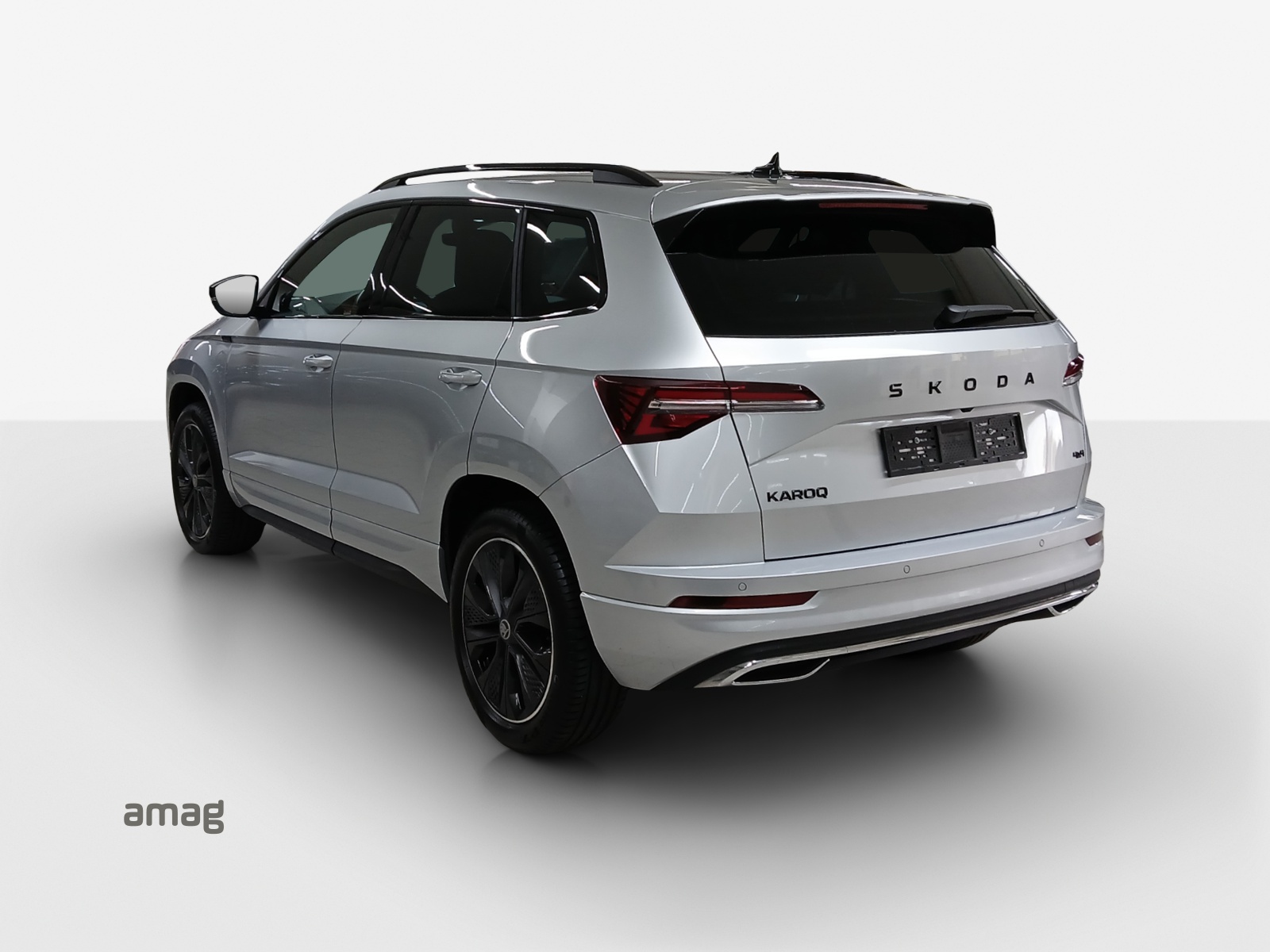 SKODA Karoq 2.0 TSI SportLine 4x4 DSG-image-2