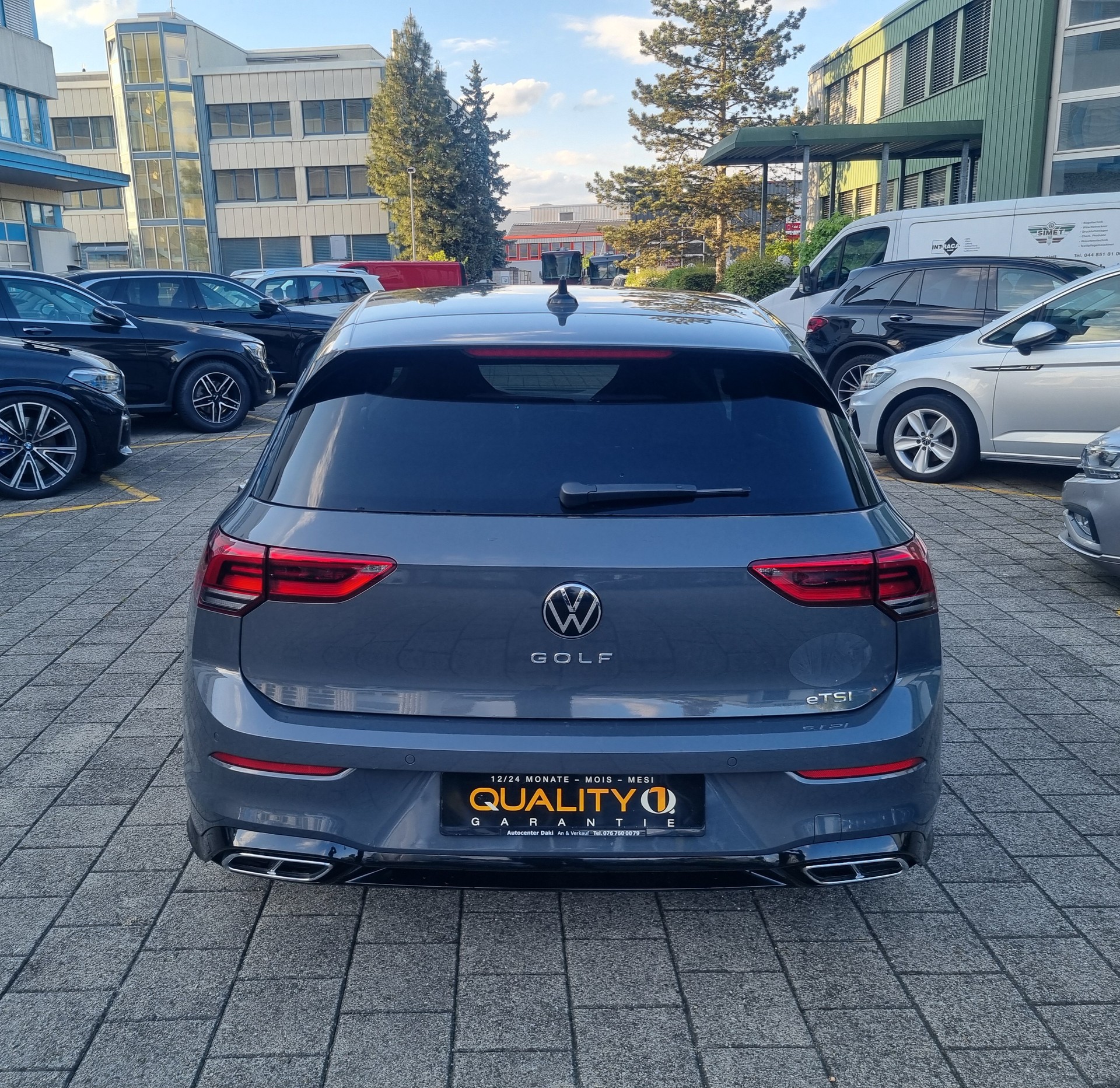 VW Golf VIII 1.5 e TSI 2 x R-Line DSG-image-2