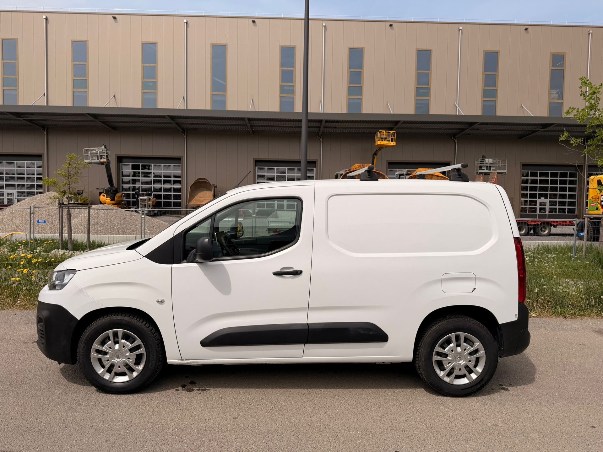 CITROEN Berlingo Van 1.5 Blue HDi 130 s/s Worker EAT8 1000kg-image-4