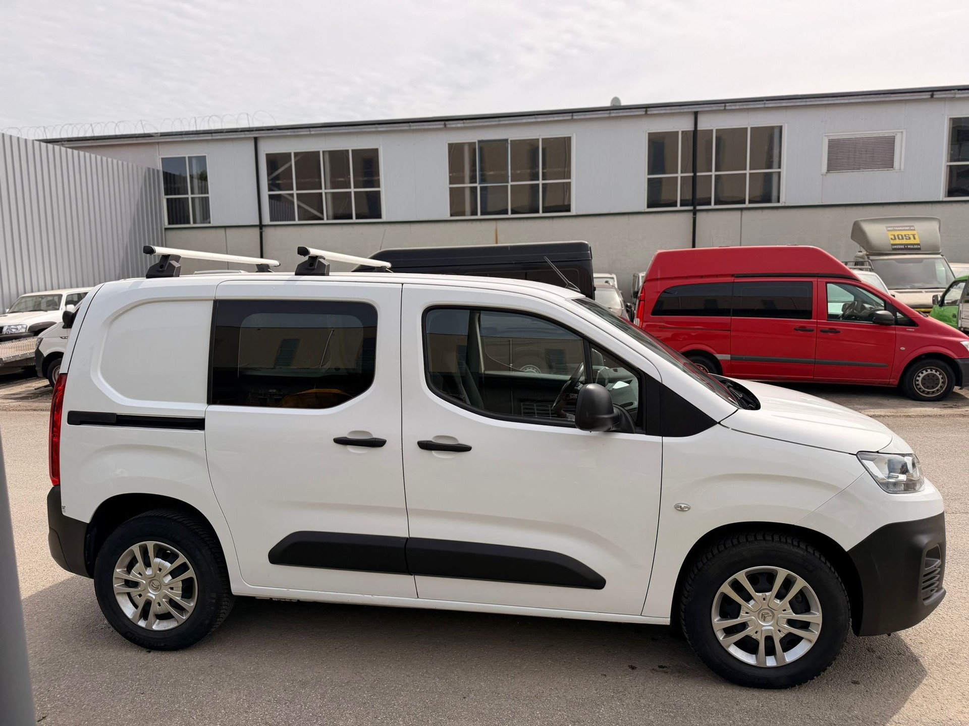 CITROEN Berlingo Van 1.5 Blue HDi 130 s/s Worker EAT8 1000kg-image-5