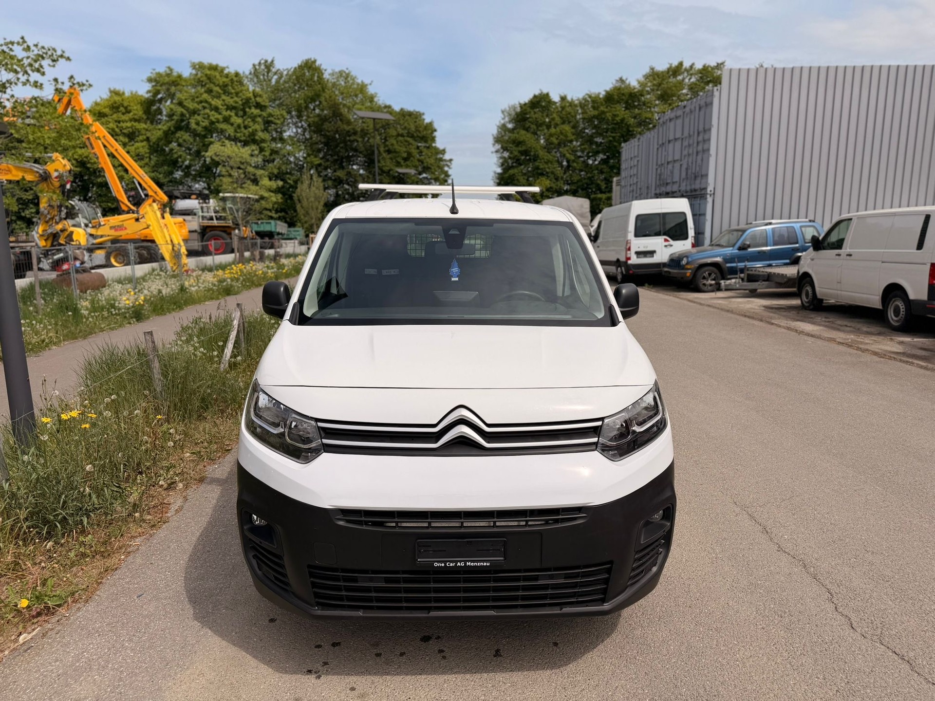 CITROEN Berlingo Van 1.5 Blue HDi 130 s/s Worker EAT8 1000kg-image-2
