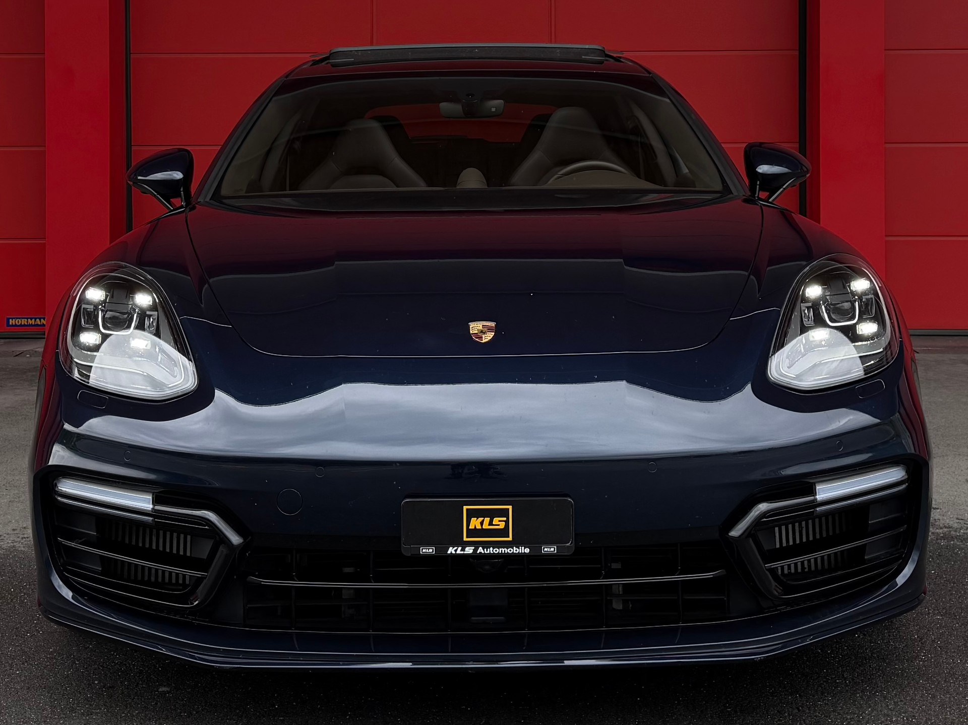 PORSCHE Panamera 4 E-Hybrid Sport Turismo PDK *CH-Fahrzeug*-image-1