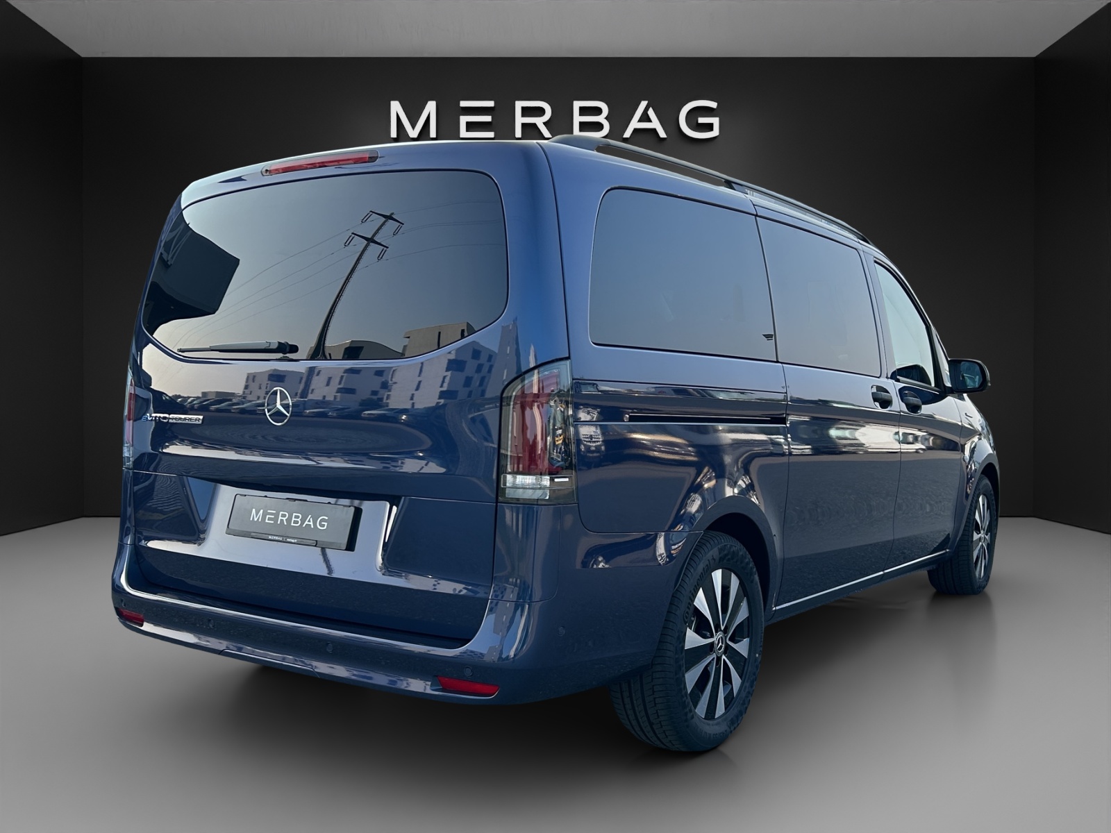 MERCEDES-BENZ eVito Tourer 90kWh Lang-image-4