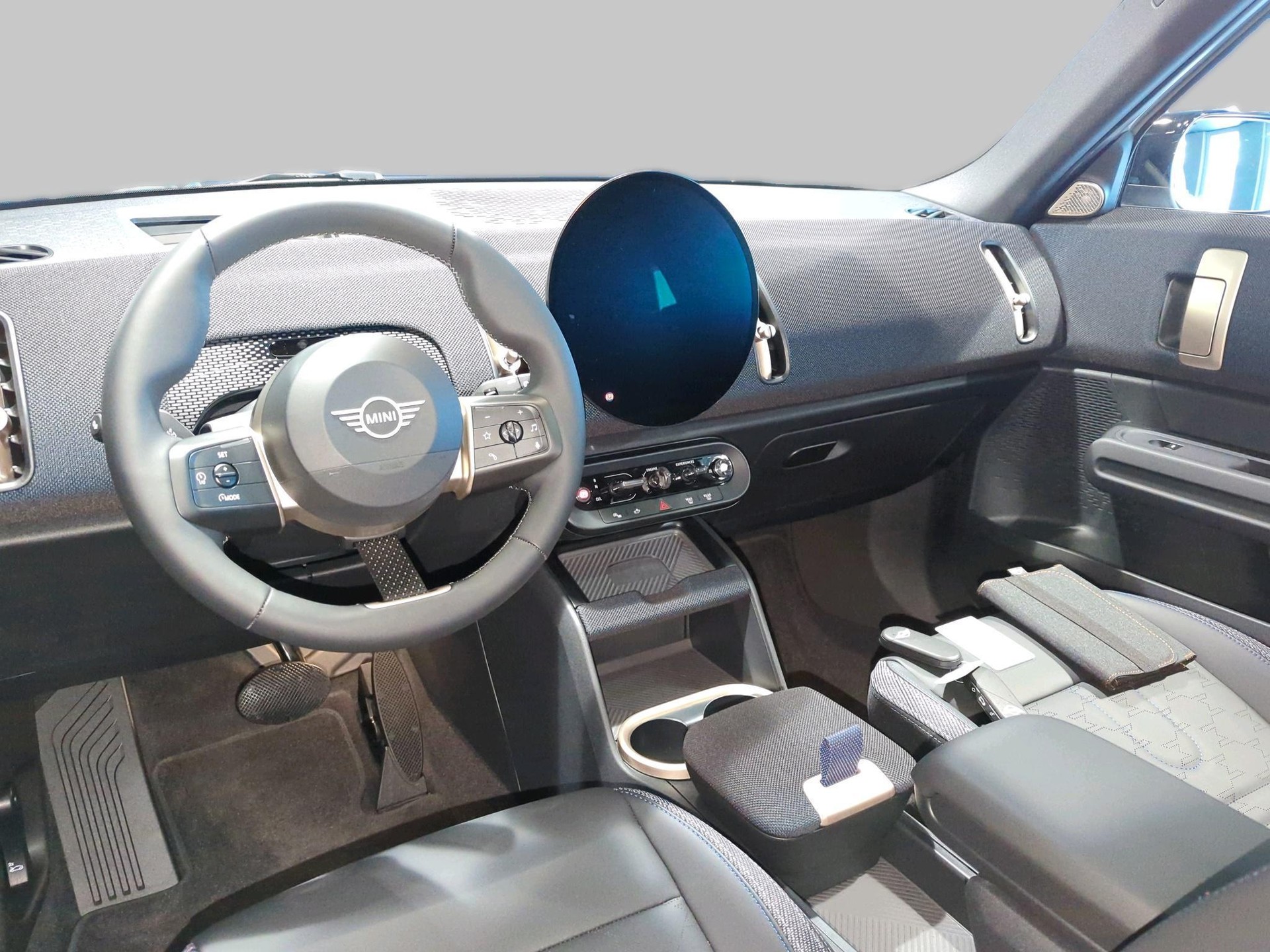 MINI Countryman C-image-21