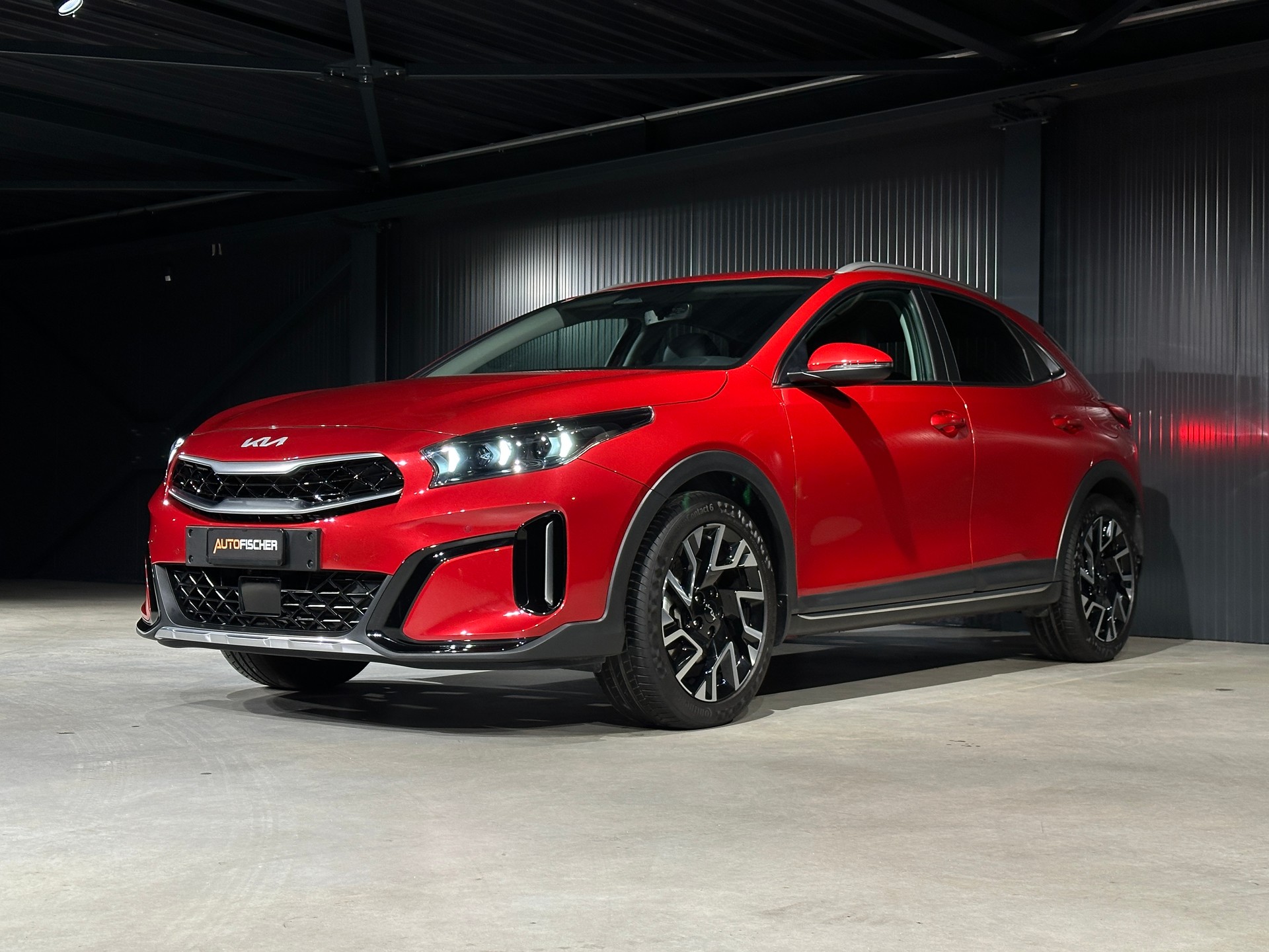 KIA XCeed 1.5 T-GDi DCT-showroom-element-3