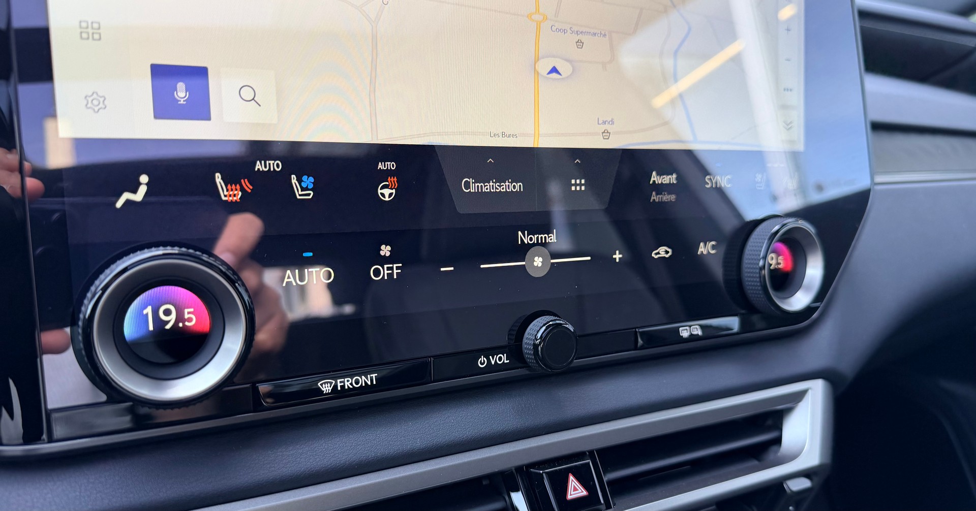 LEXUS RX 450h+ Ecxellence AWD CVT-image-27