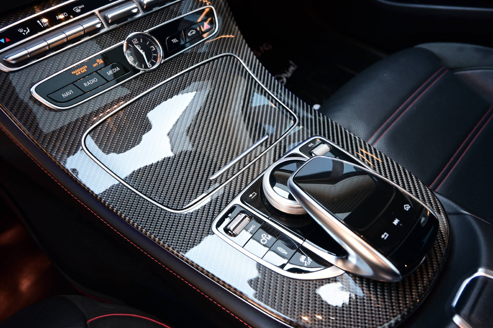 MERCEDES-BENZ E 53 AMG 4matic+ Kombi *Carbon*Burmester*Fahrassistenz Plus*-image-17