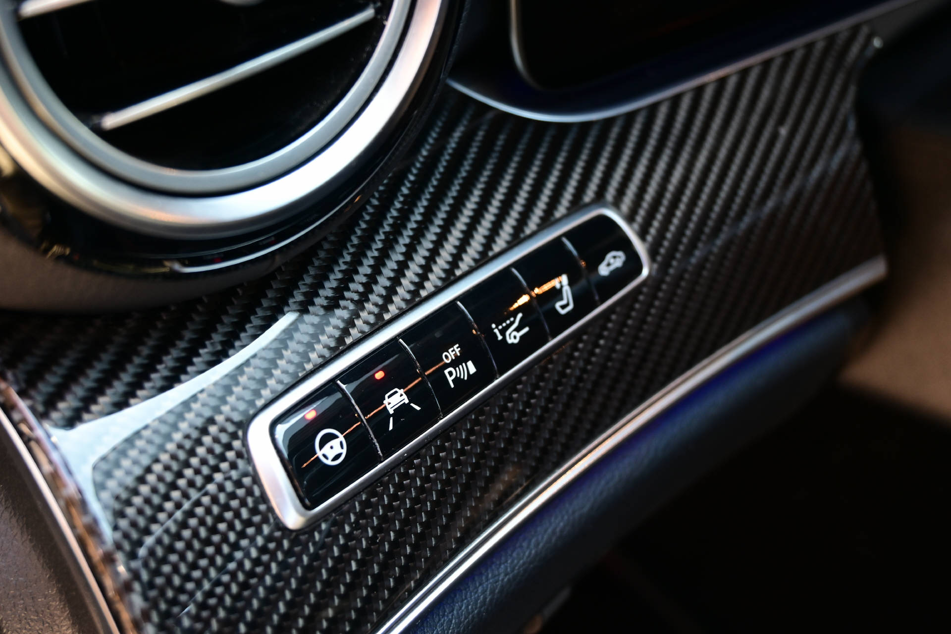 MERCEDES-BENZ E 53 AMG 4matic+ Kombi *Carbon*Burmester*Fahrassistenz Plus*-image-11
