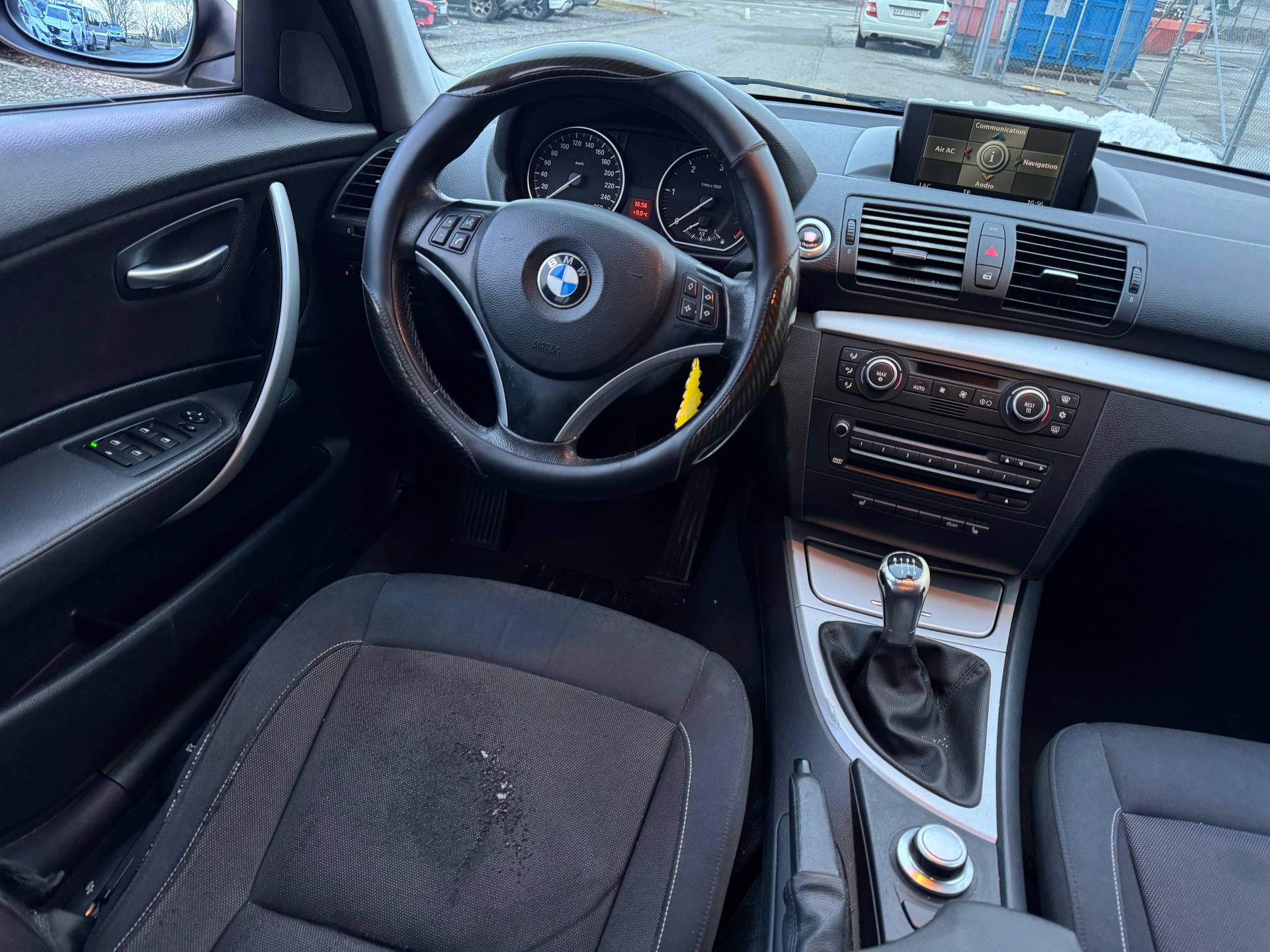 BMW 120d-image-5