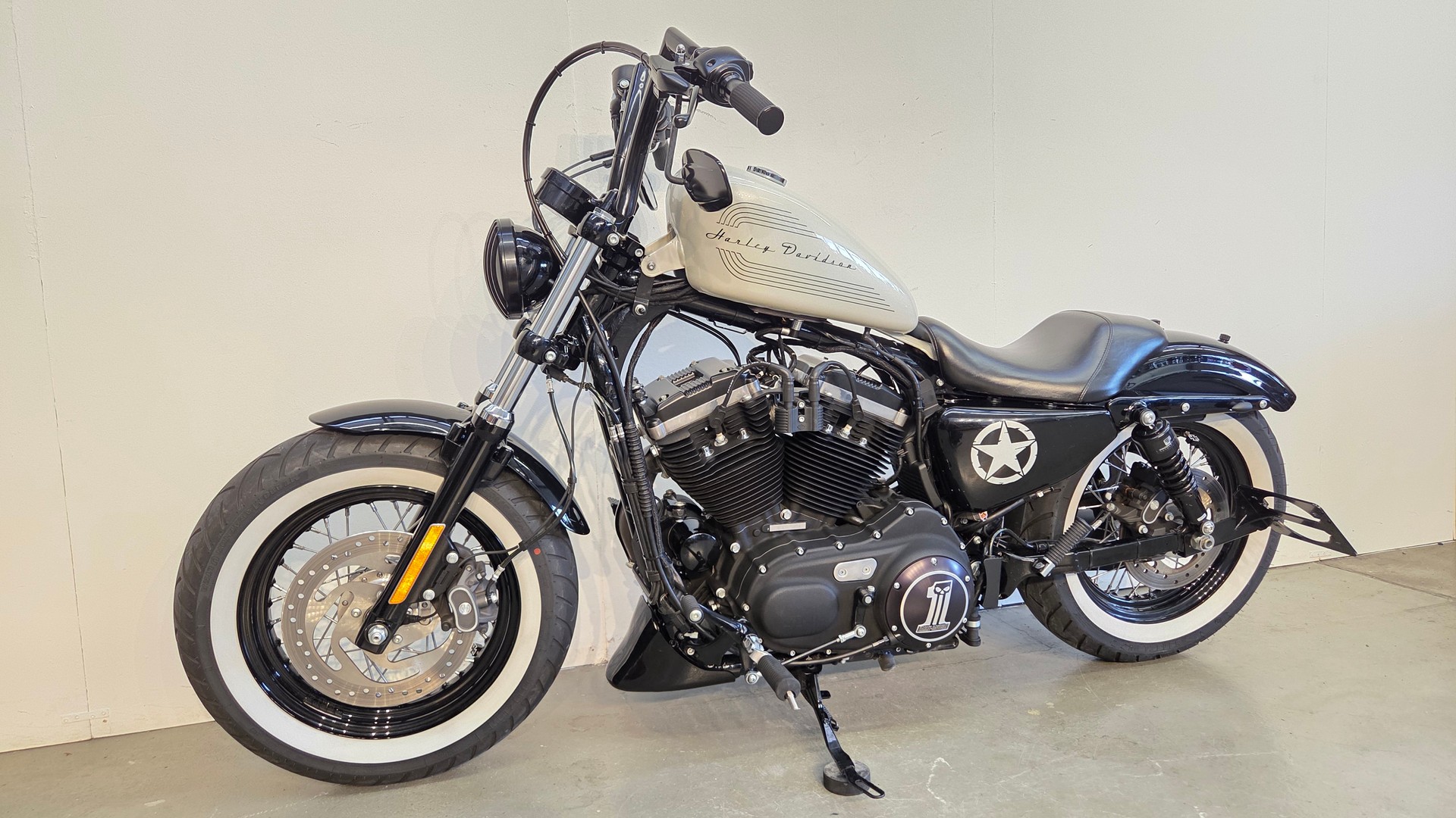 HARLEY-DAVIDSON XL 1200 X Forty Eight ABS-showroom-element-3