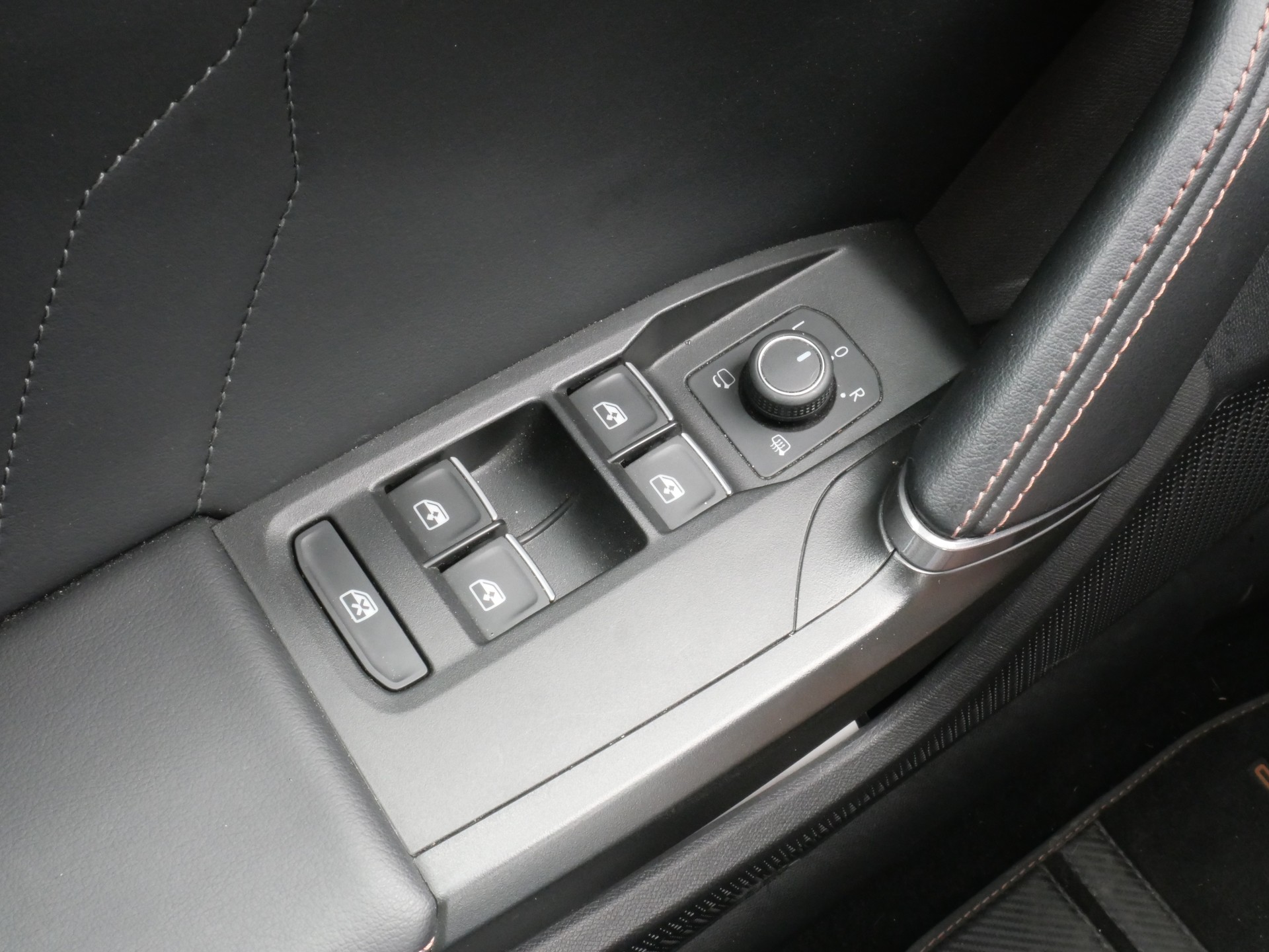 CUPRA Formentor 1.4 e-HYBRID pHEV Allalin DSG *CH-Auto, AHK, 5J. Garantie*-image-23