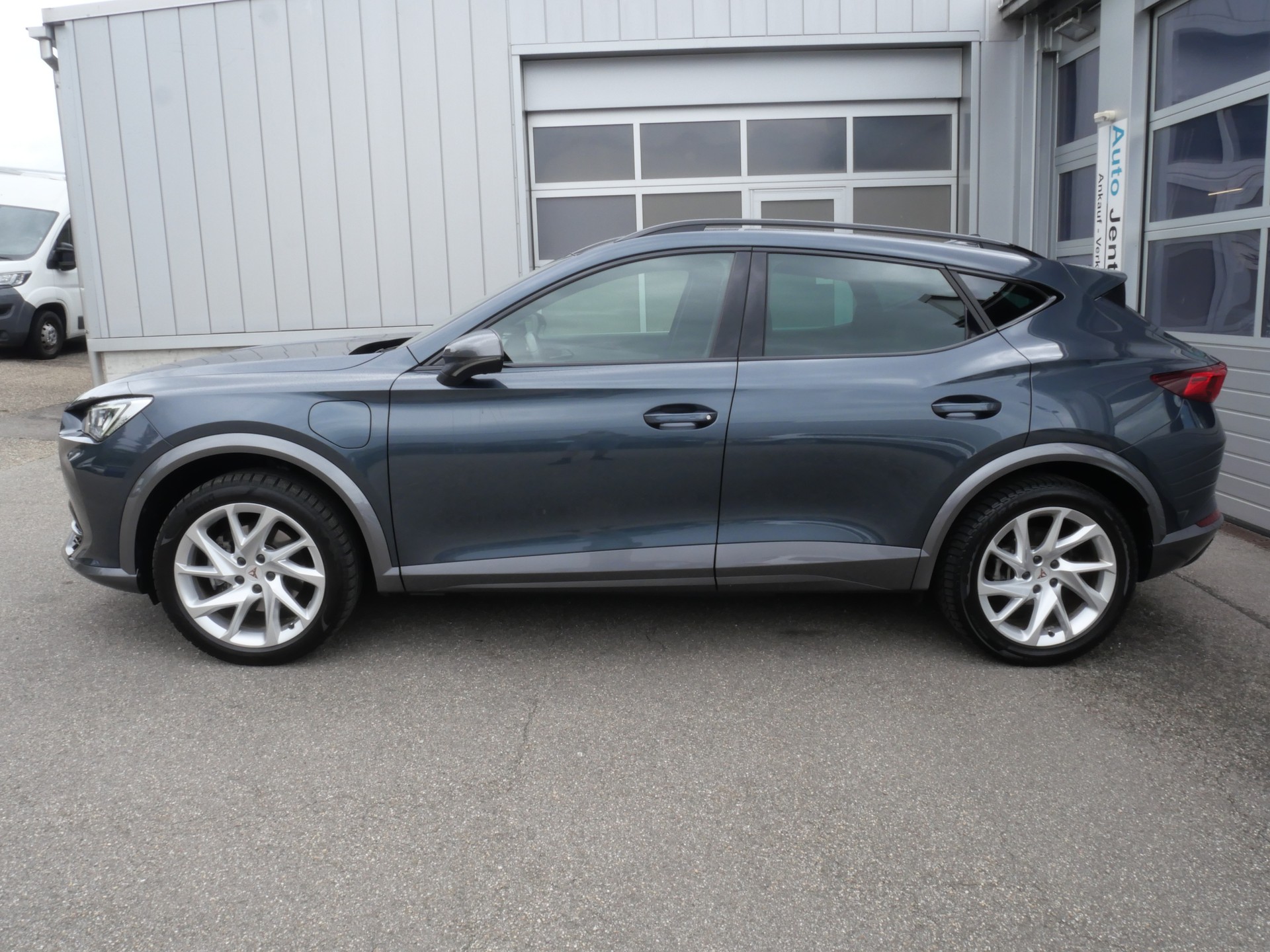 CUPRA Formentor 1.4 e-HYBRID pHEV Allalin DSG *CH-Auto, AHK, 5J. Garantie*-showroom-element-2