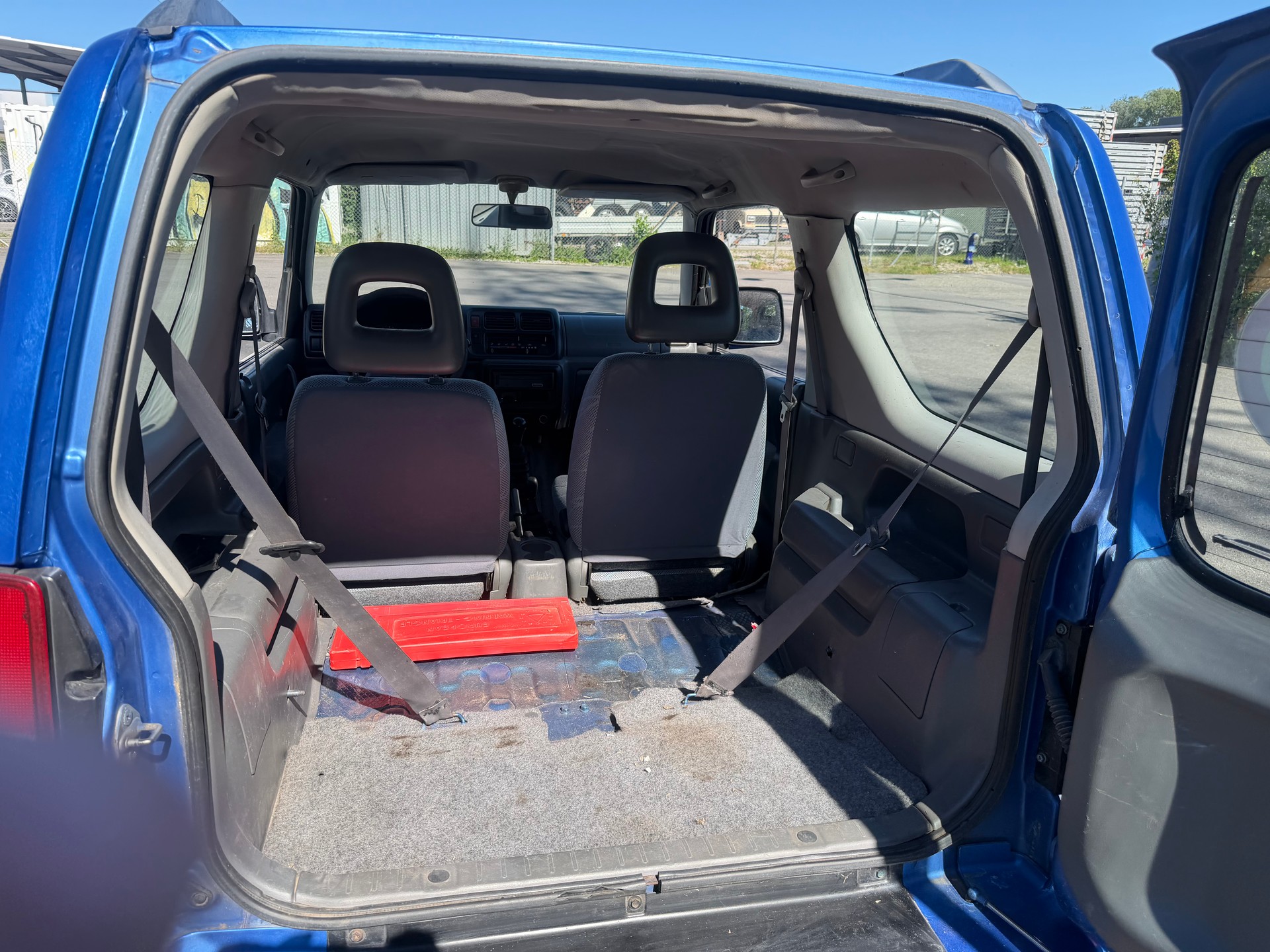 SUZUKI Jimny 1.3 16V JLX-image-6