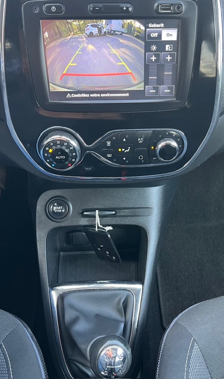RENAULT Captur 0.9 12V Privilège-image-11