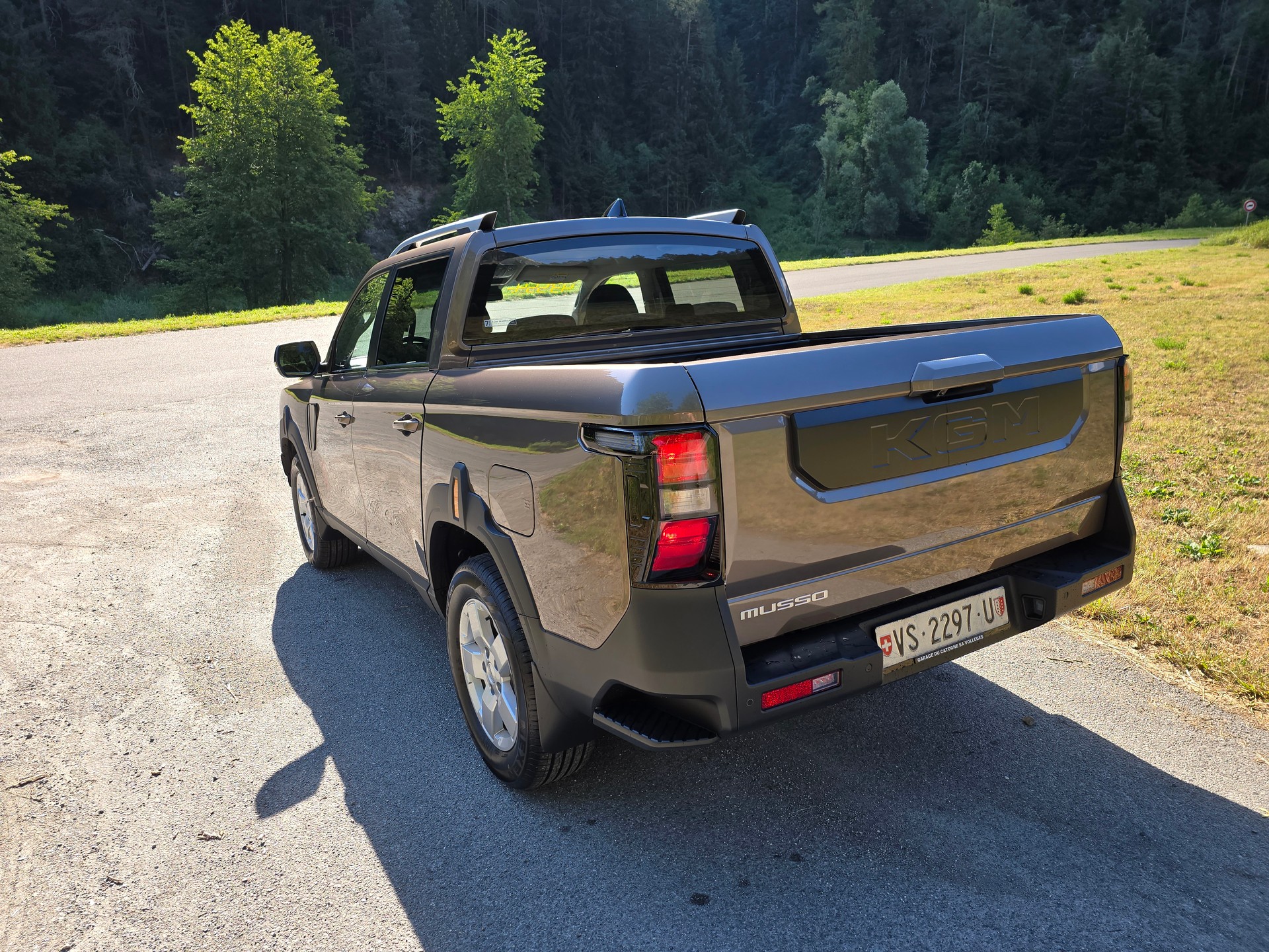 KGM-SsangYong MUSSO-showroom-element-3