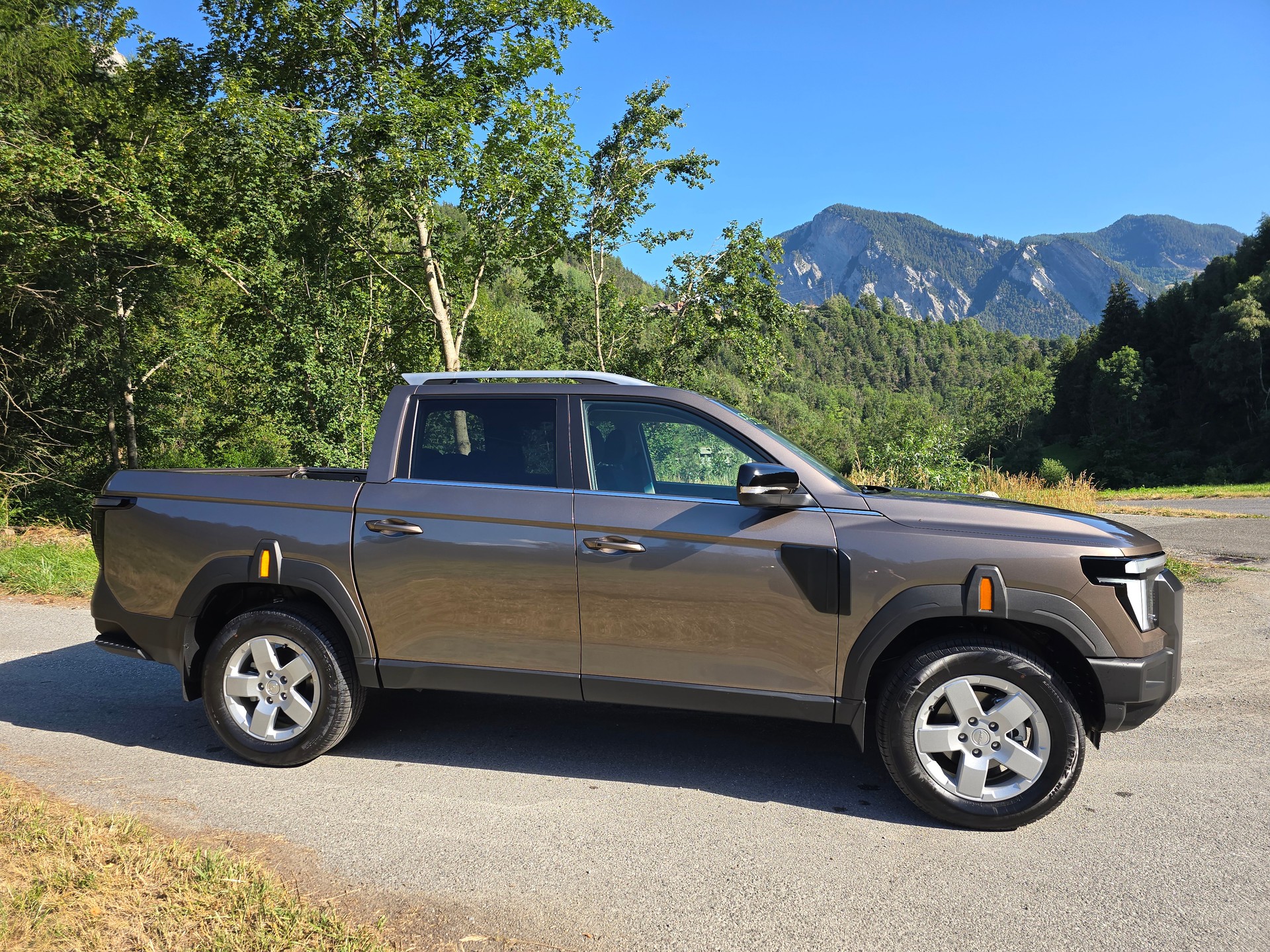 KGM-SsangYong MUSSO-showroom-element-1