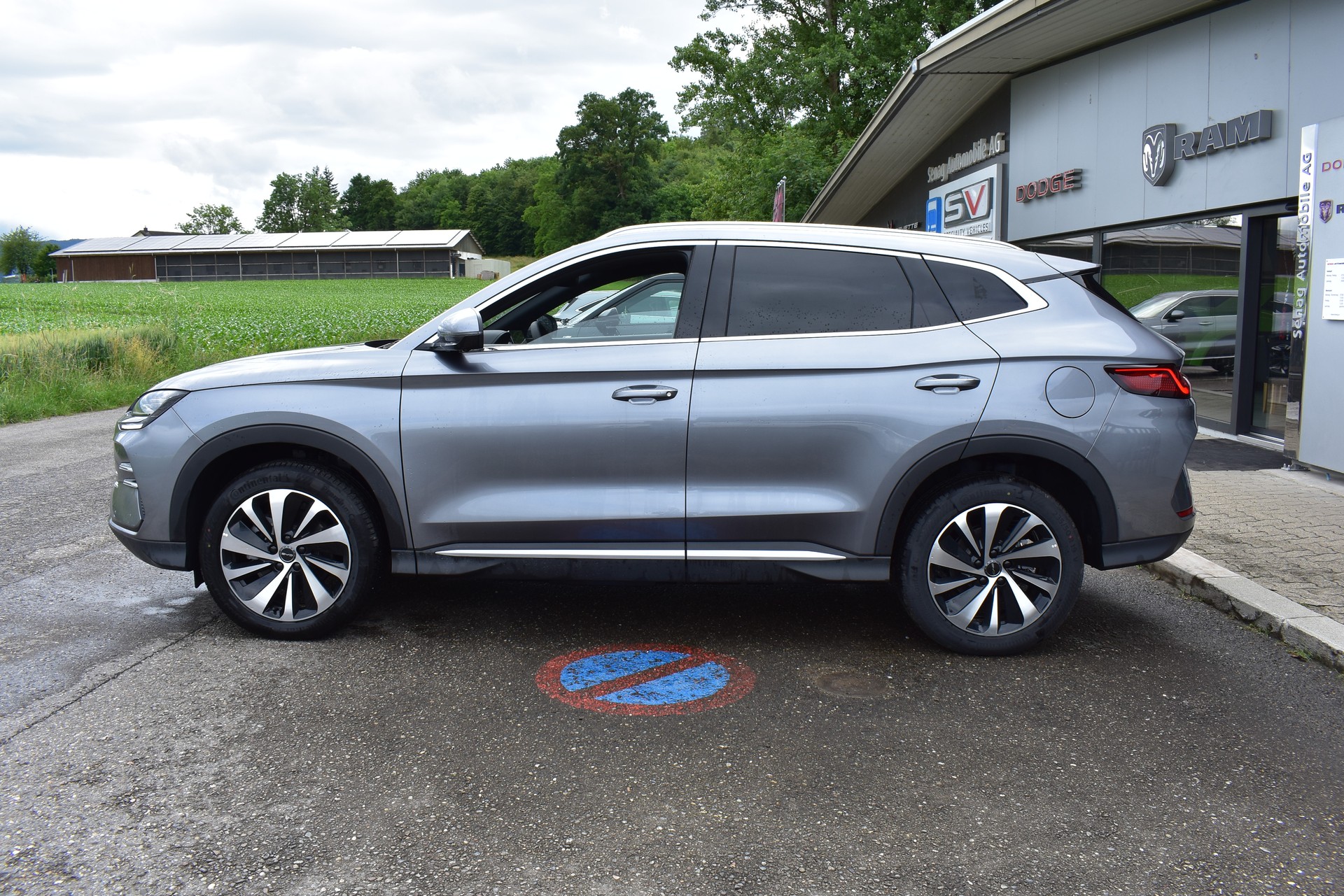 BYD Seal U DM-i Design AWD-image-3