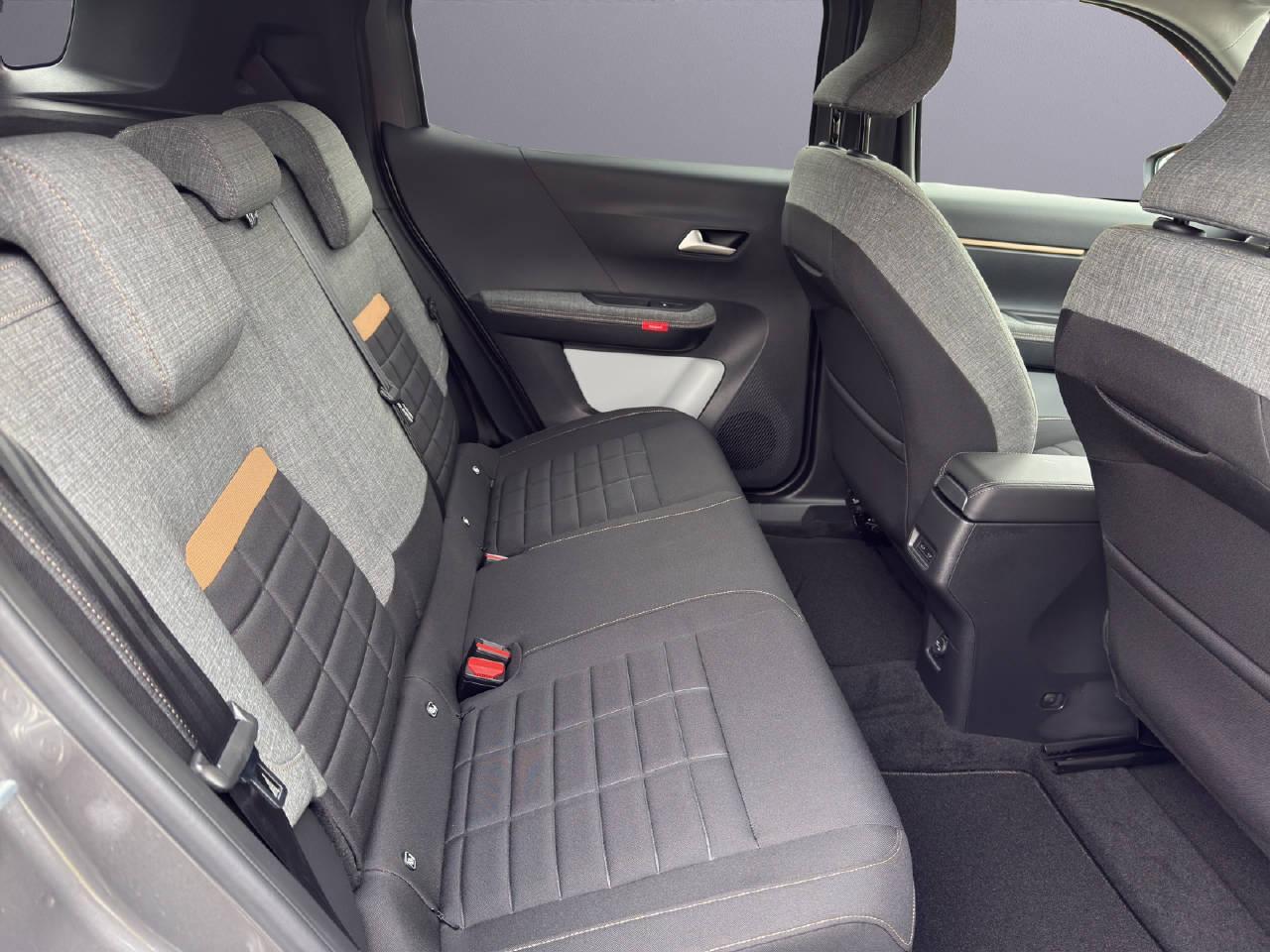 CITROEN e-C3 Aircross Plus-image-9