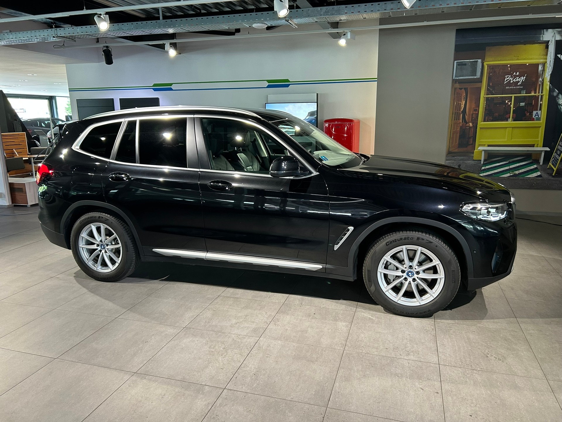 BMW X3 xDrive 30e-image-3