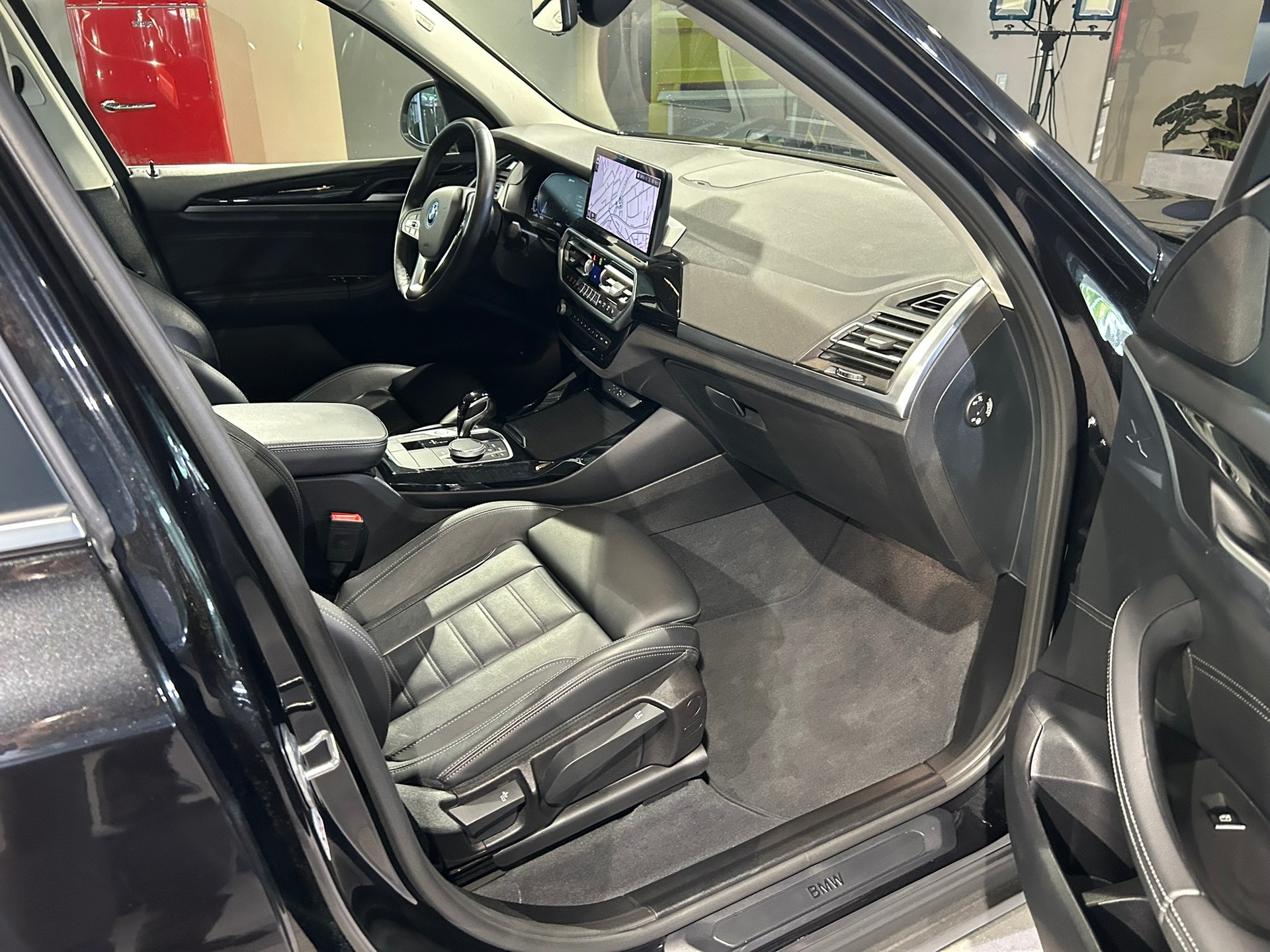 BMW X3 xDrive 30e-image-25