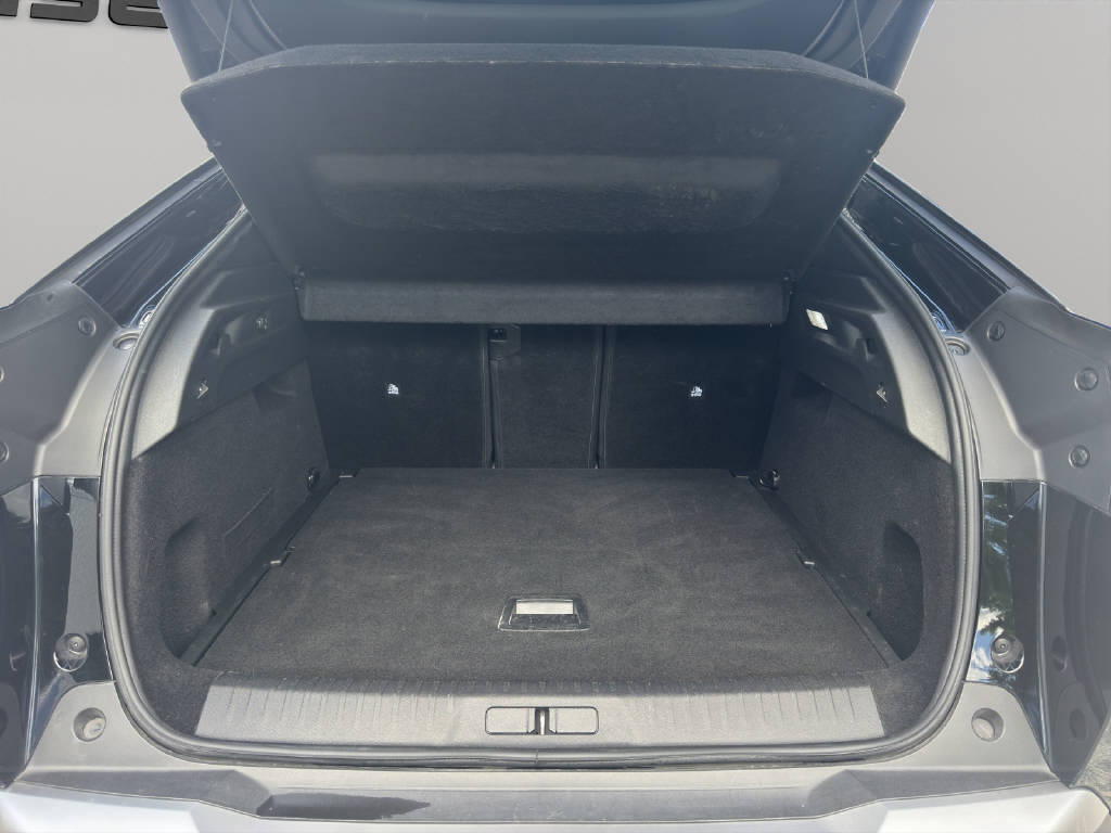 PEUGEOT 3008 1.2 Hybrid GT-image-13